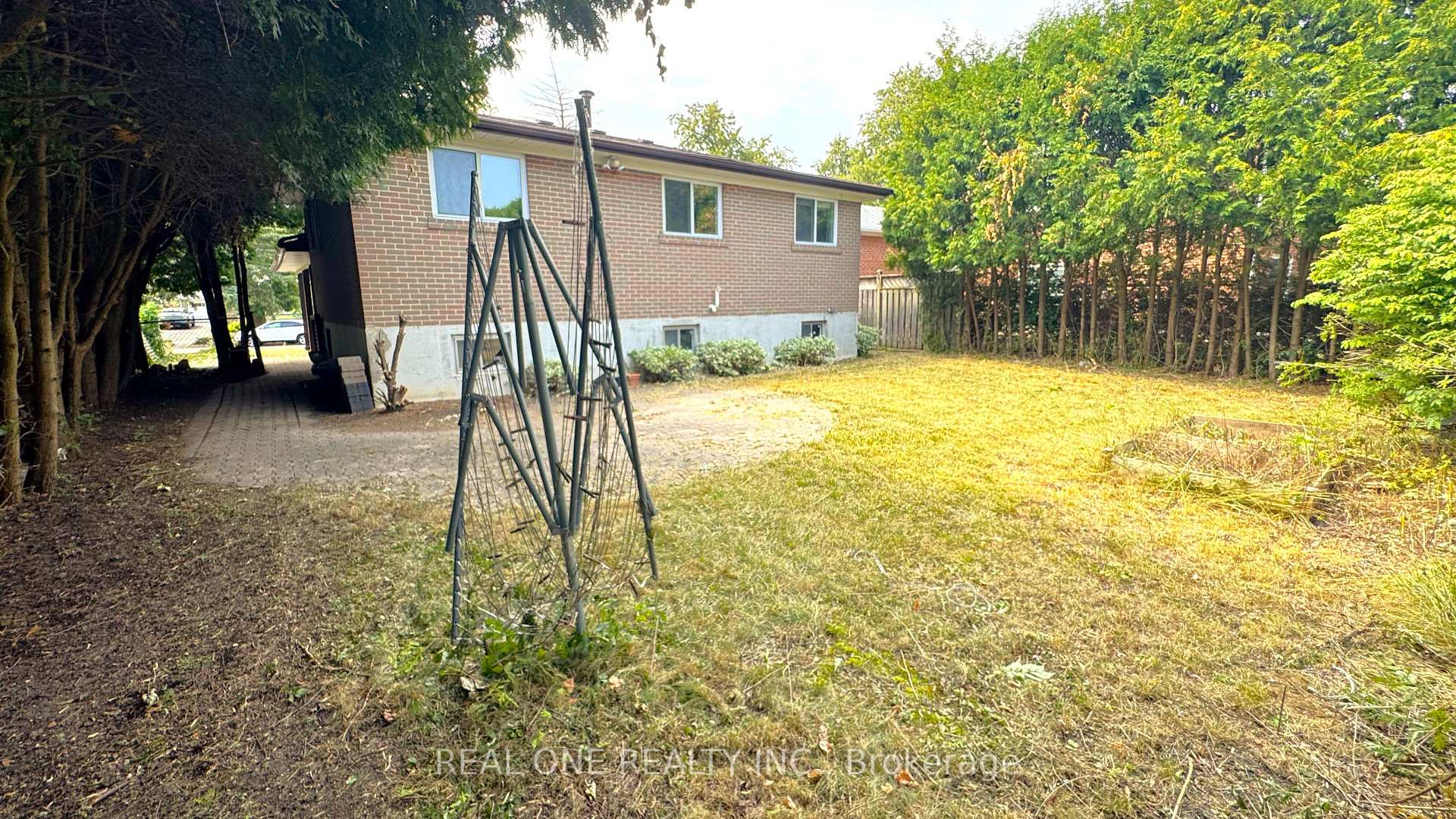 Photo 38 of 35 Corning Road, North York, Don Valley Village — HOMEH
