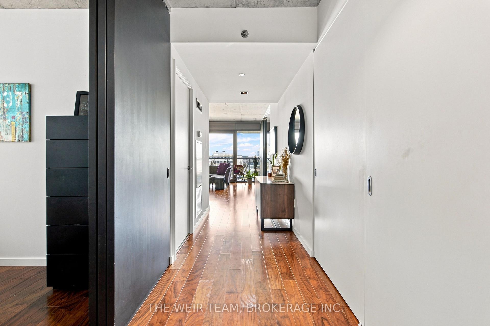 Photo 3 of 32 Trolley Crescent, Toronto, Moss Park — HOMEH