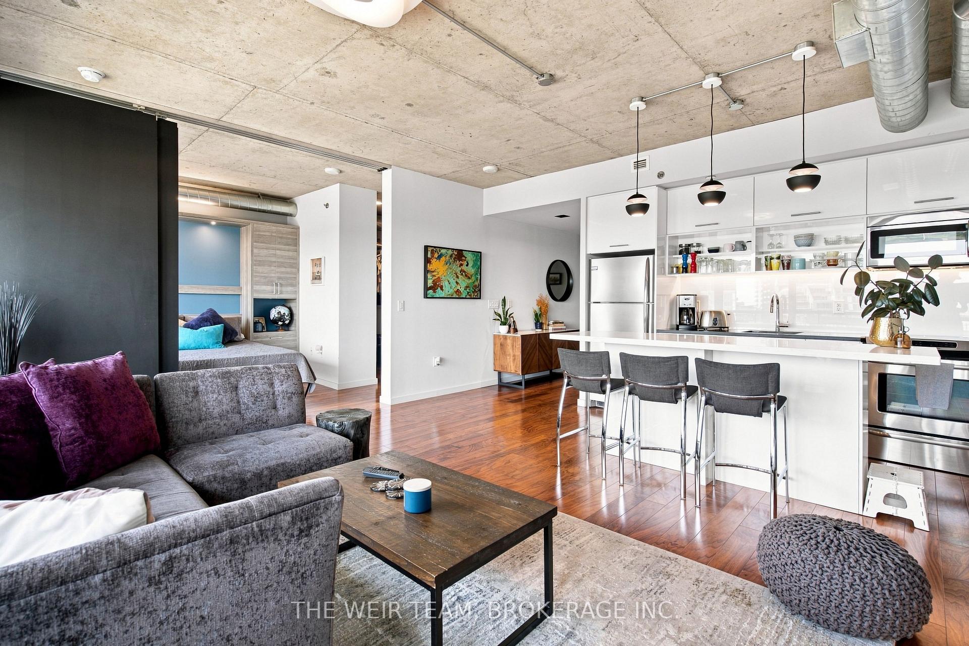 Photo 13 of 32 Trolley Crescent, Toronto, Moss Park — HOMEH