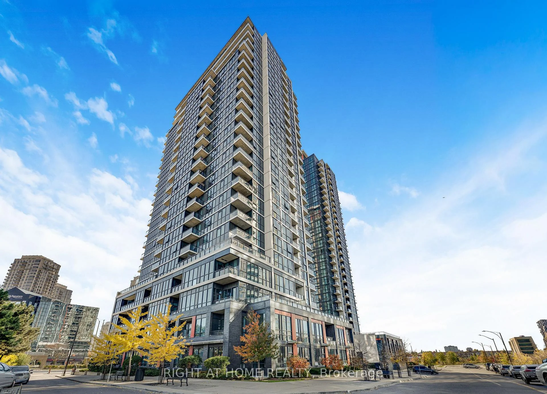Front of Unit 1101, 55 Eglinton Avenue W