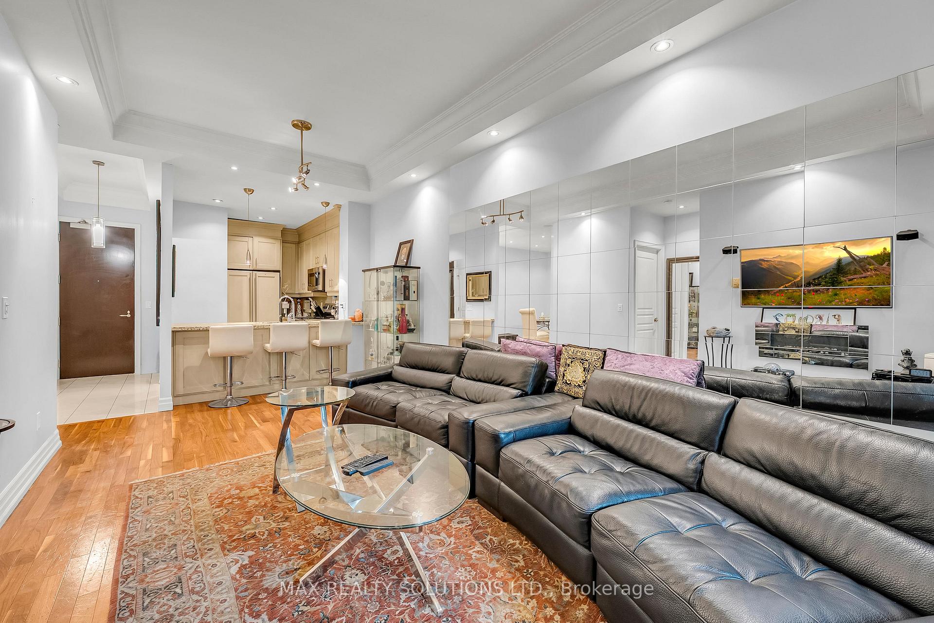 Photo 11 of Unit 319, 20 Burkebrook Place, North York, Bridle Path-Sunnybrook-York Mills — HOMEH