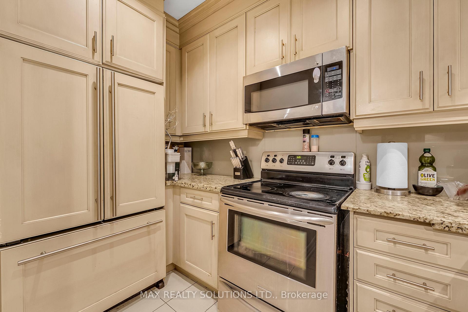 Photo 14 of Unit 319, 20 Burkebrook Place, North York, Bridle Path-Sunnybrook-York Mills — HOMEH