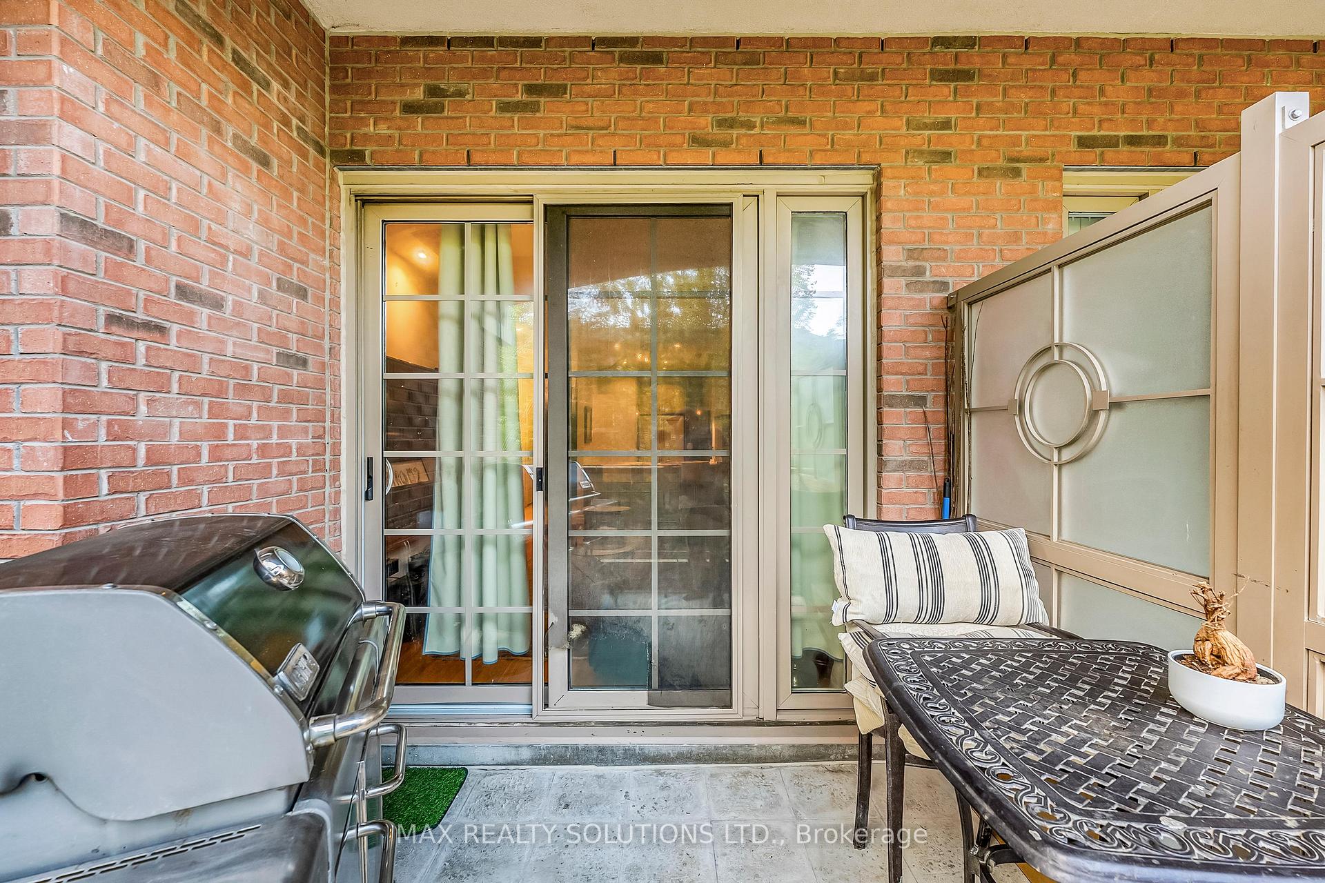 Photo 26 of Unit 319, 20 Burkebrook Place, North York, Bridle Path-Sunnybrook-York Mills — HOMEH
