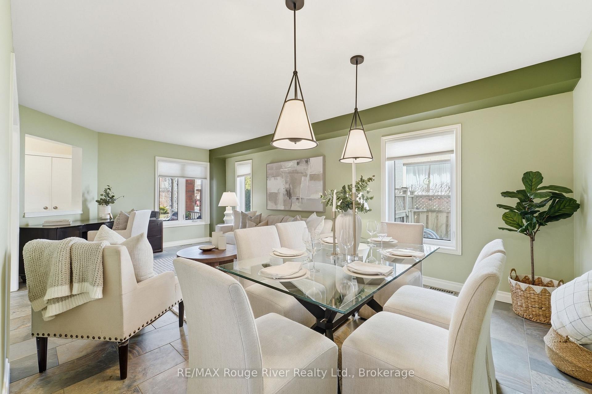 Photo 4 of 5 Iberville Road, Whitby, Brooklin — HOMEH