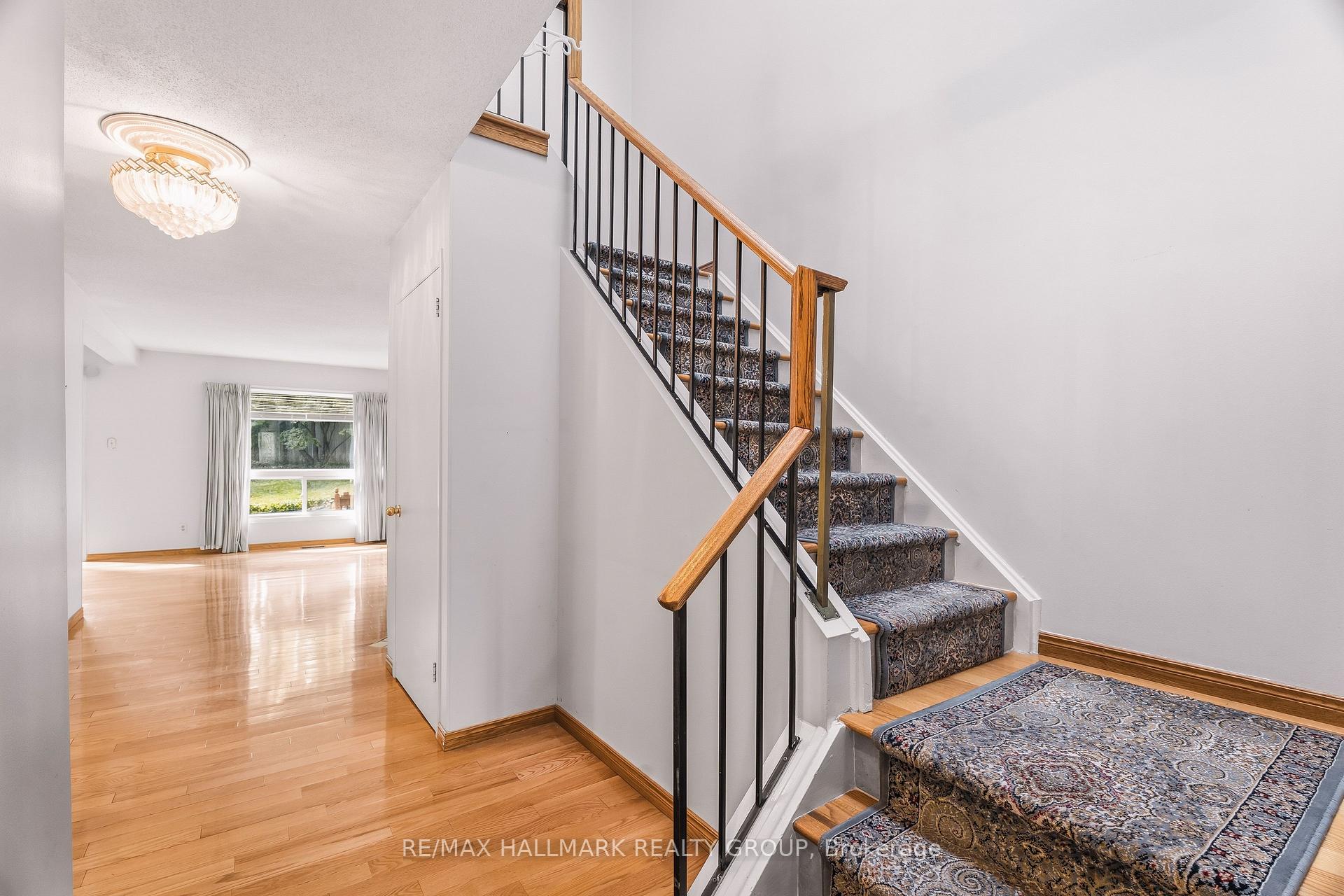 Photo 4 of 154 Presland Road, Ottawa, Overbrook/Castle Heights — HOMEH