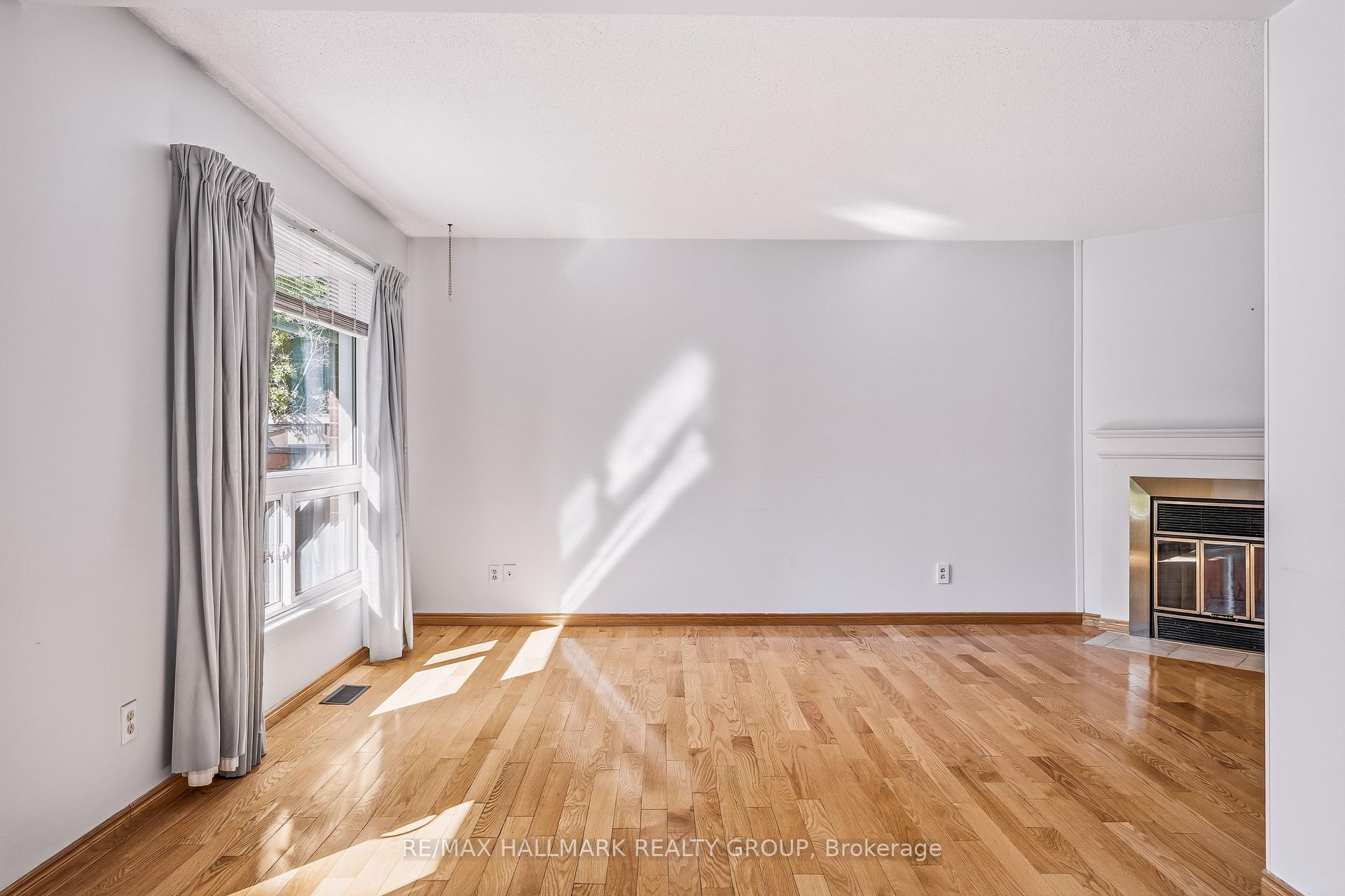 Photo 13 of 154 Presland Road, Ottawa, Overbrook/Castle Heights — HOMEH