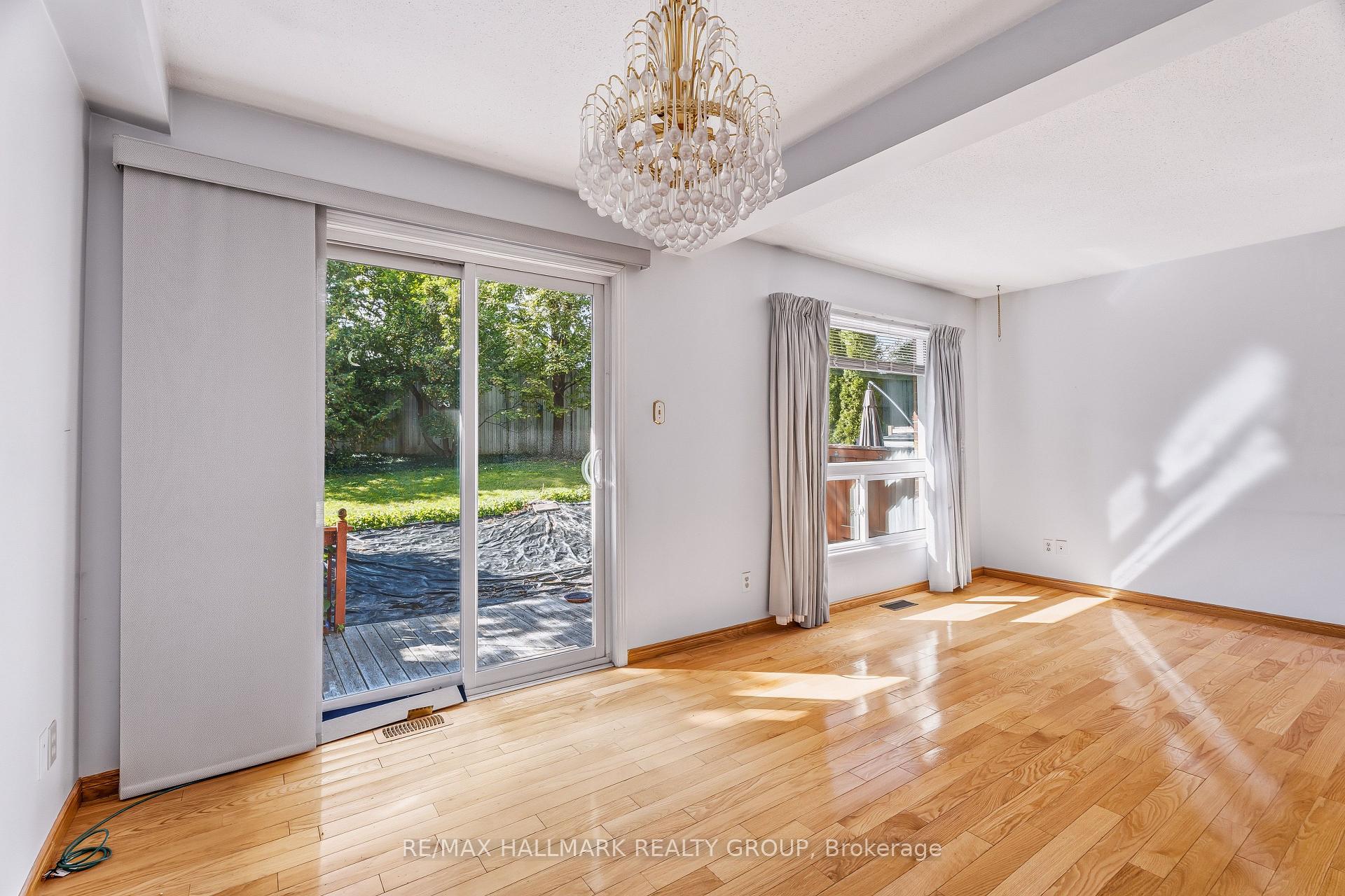 Photo 15 of 154 Presland Road, Ottawa, Overbrook/Castle Heights — HOMEH