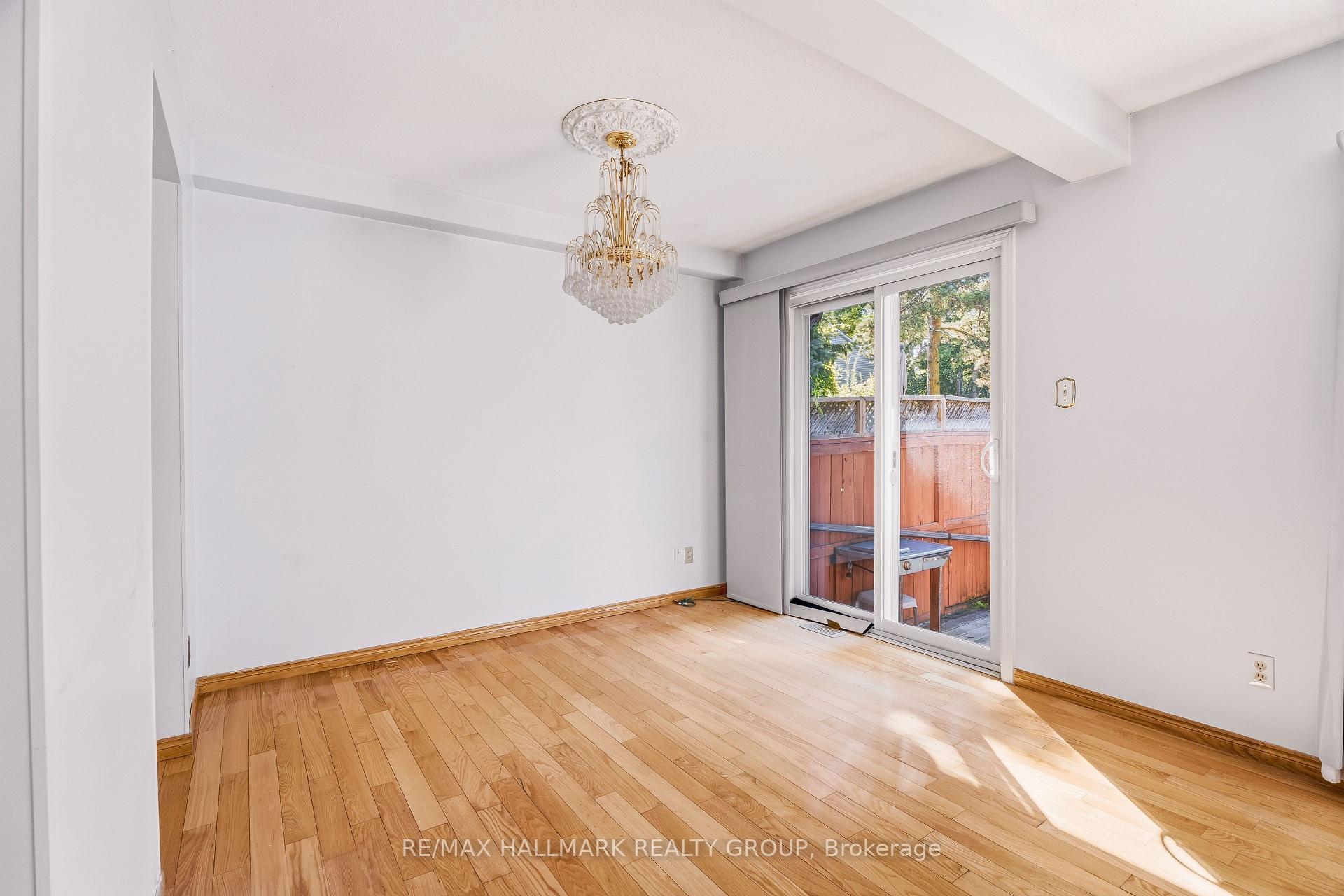 Photo 16 of 154 Presland Road, Ottawa, Overbrook/Castle Heights — HOMEH