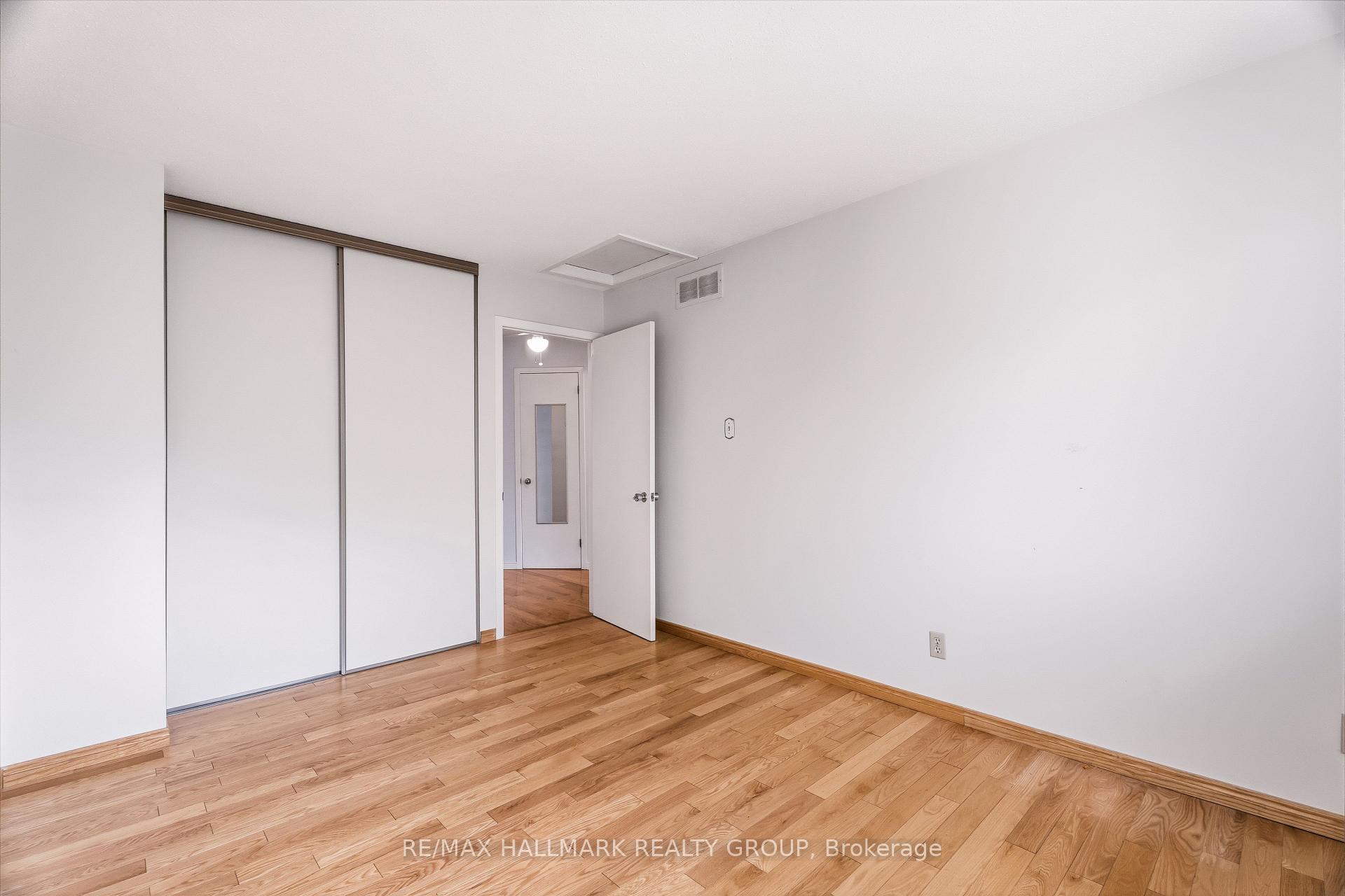 Photo 30 of 154 Presland Road, Ottawa, Overbrook/Castle Heights — HOMEH