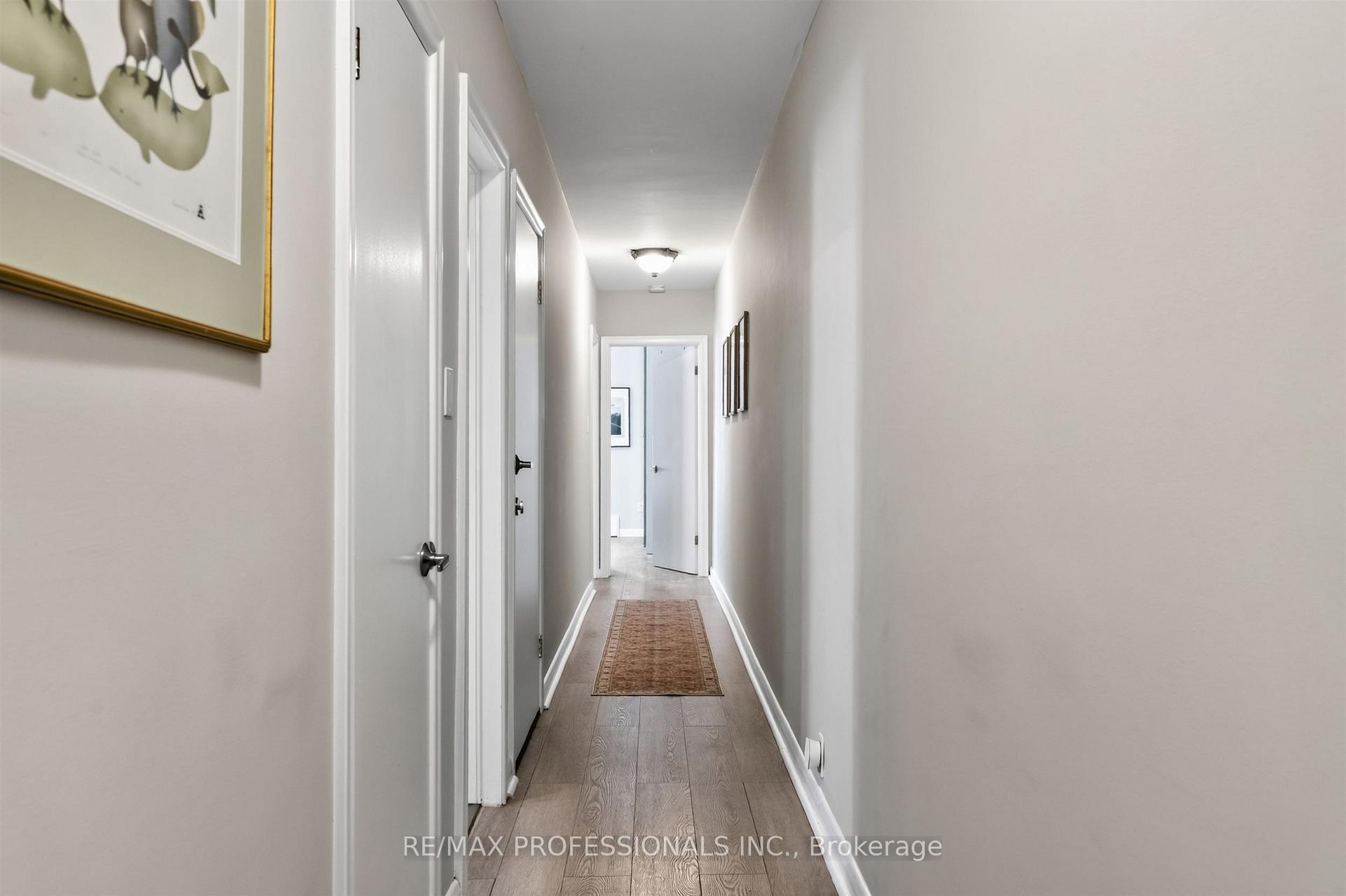 Photo 17 of 31 Long Branch Avenue, Etobicoke, Long Branch — HOMEH