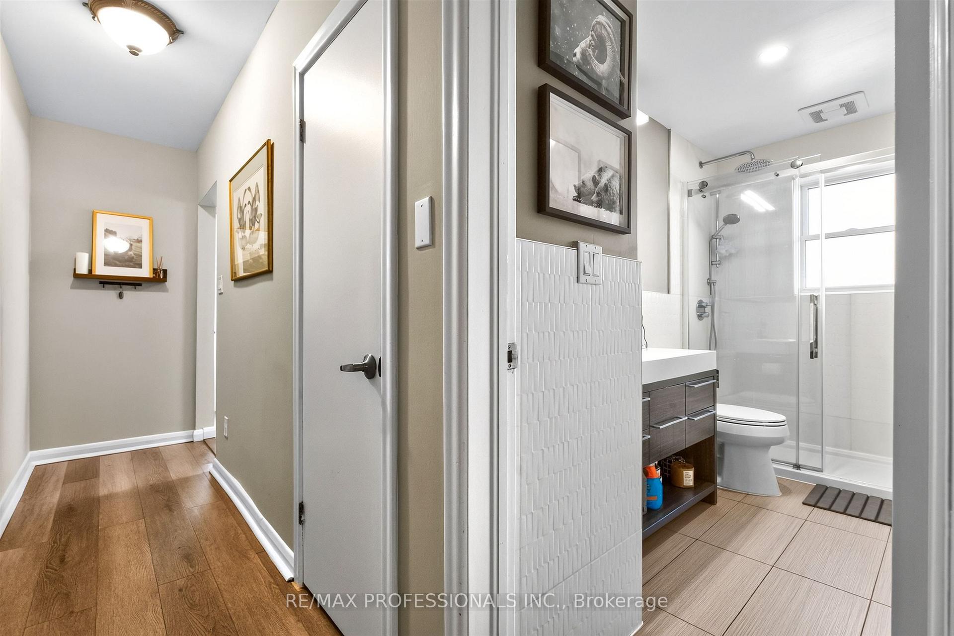 Photo 21 of 31 Long Branch Avenue, Etobicoke, Long Branch — HOMEH