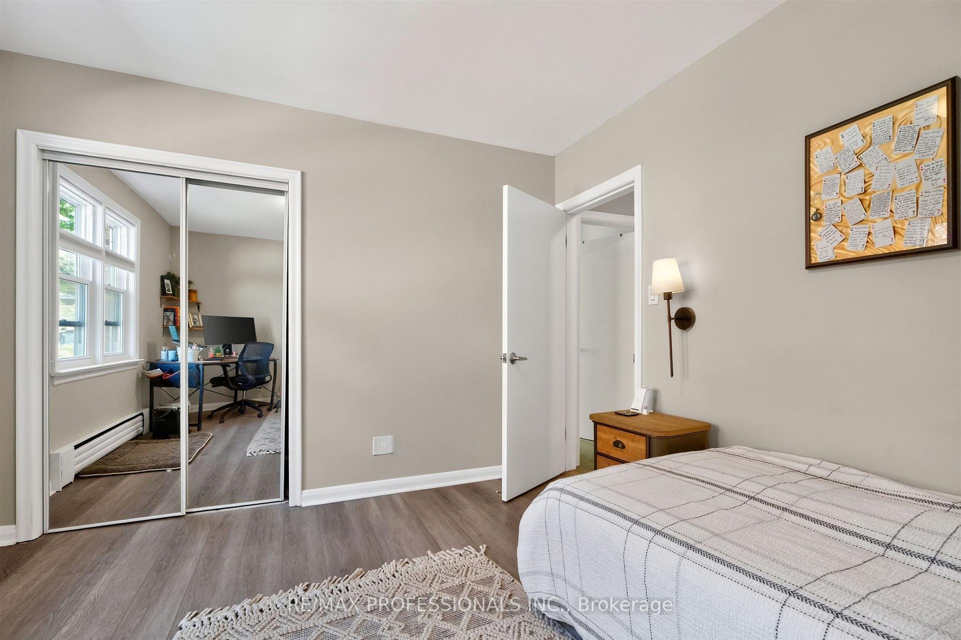 Photo 26 of 31 Long Branch Avenue, Etobicoke, Long Branch — HOMEH