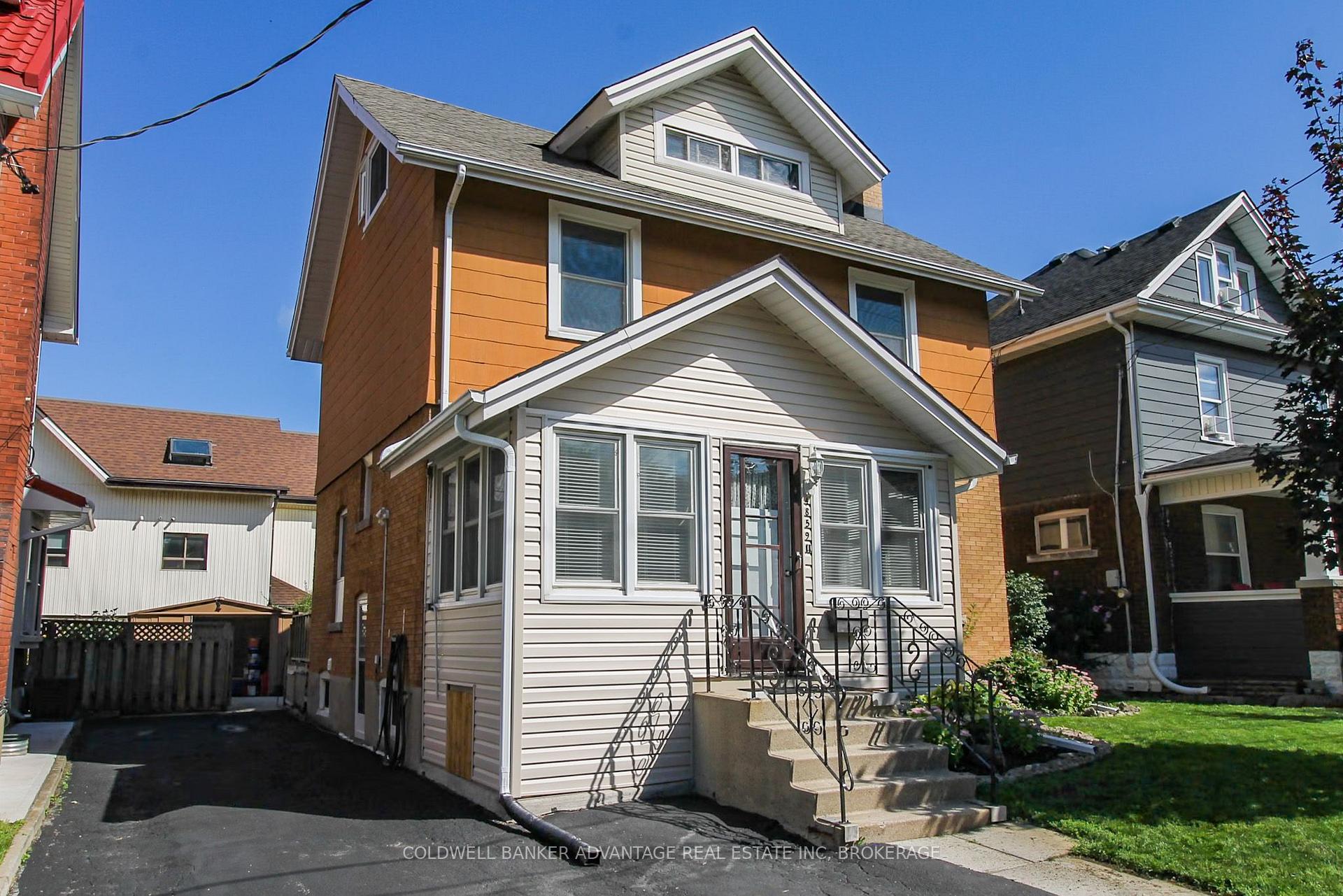 Photo 2 of 4859 Willmott Street, Niagara Falls, Cherrywood — HOMEH