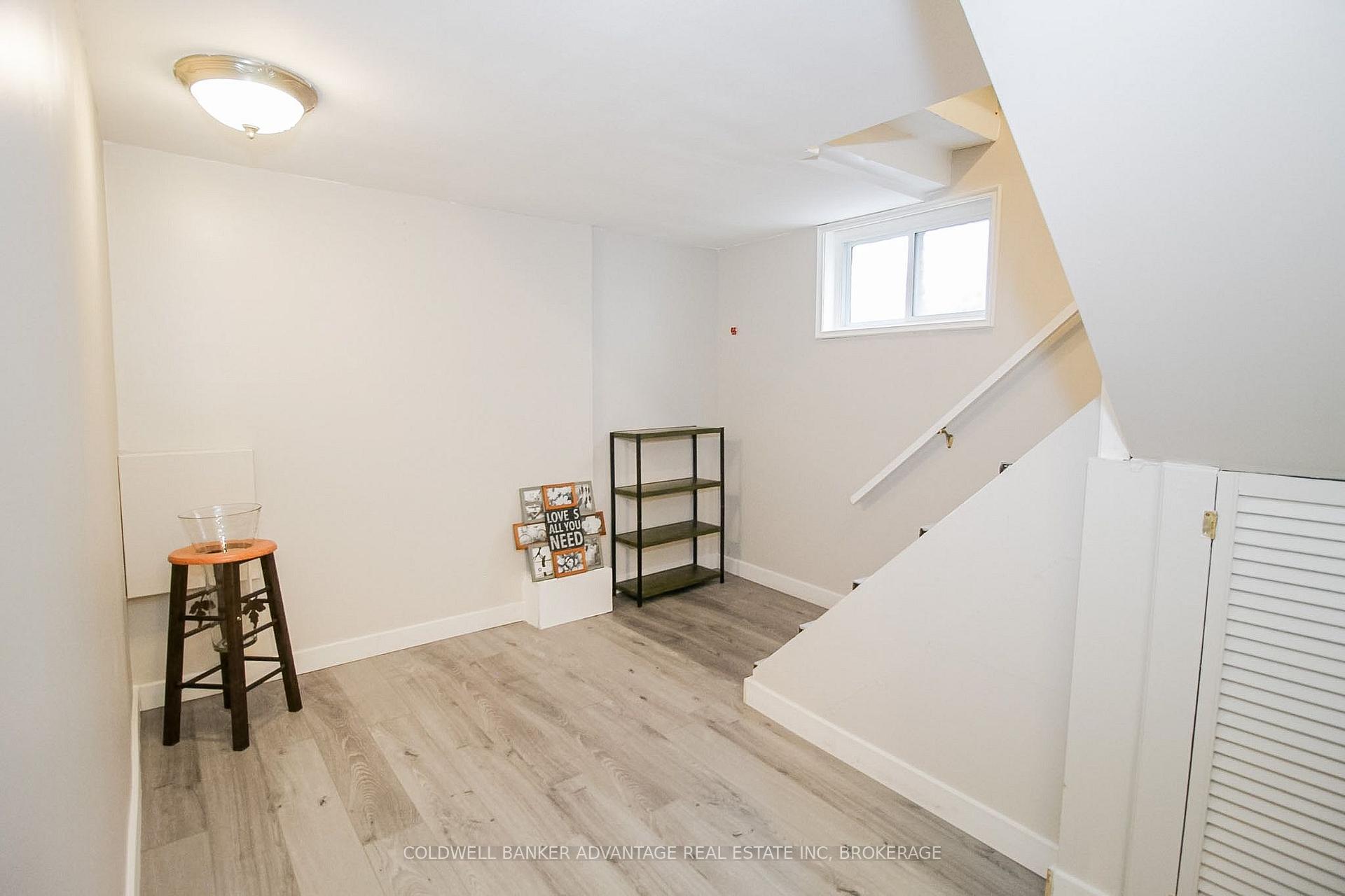 Photo 27 of 4859 Willmott Street, Niagara Falls, Cherrywood — HOMEH