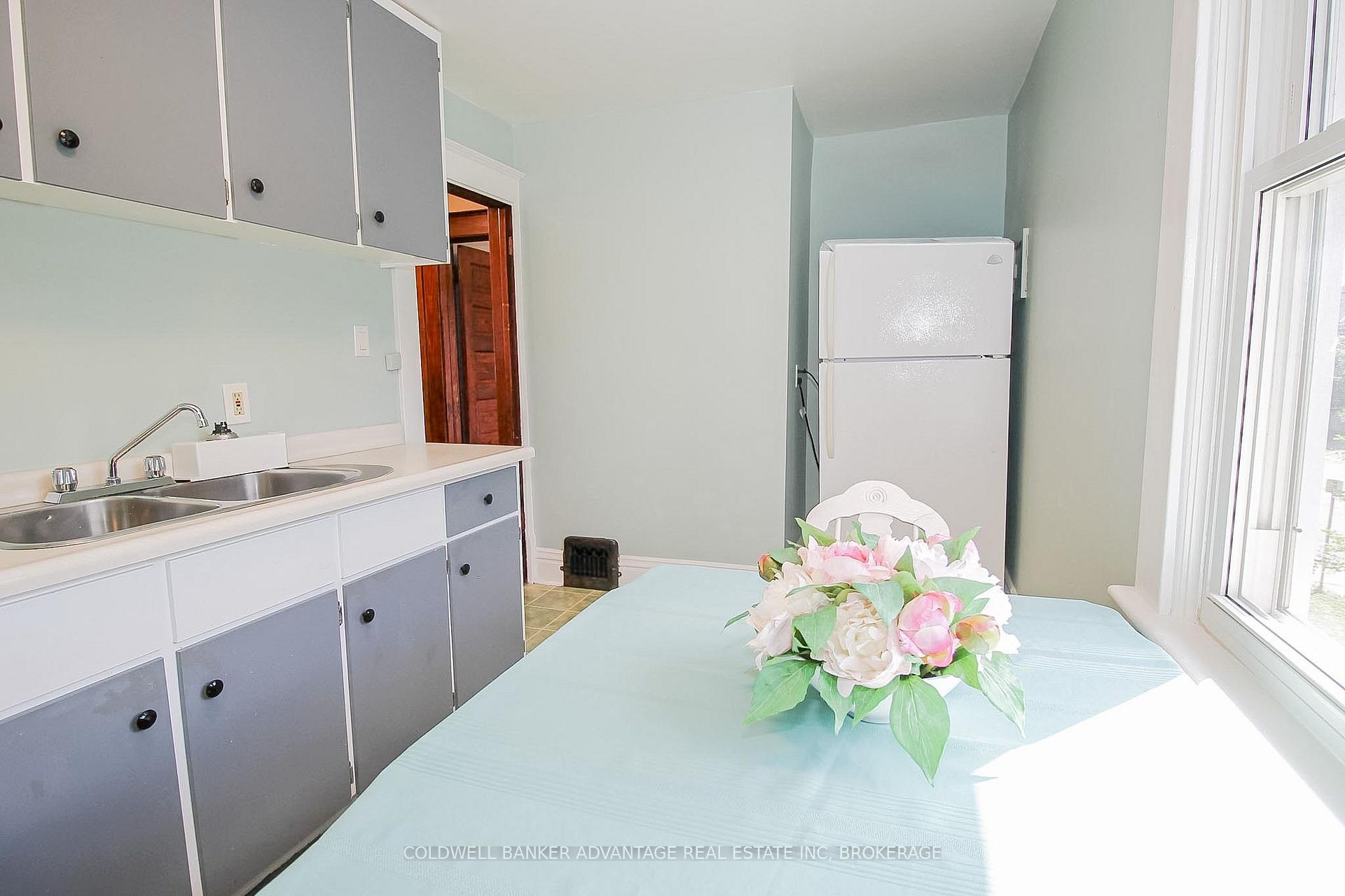 Photo 32 of 4859 Willmott Street, Niagara Falls, Cherrywood — HOMEH