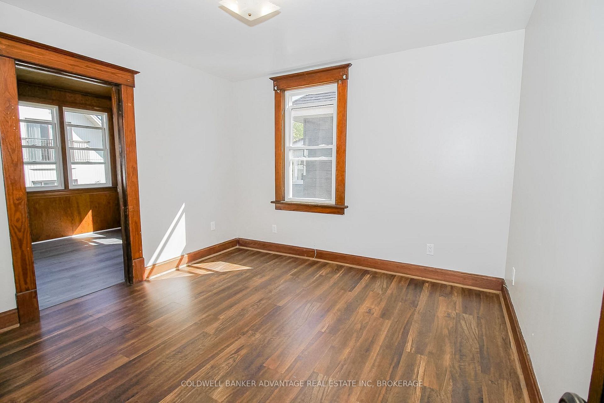 Photo 34 of 4859 Willmott Street, Niagara Falls, Cherrywood — HOMEH