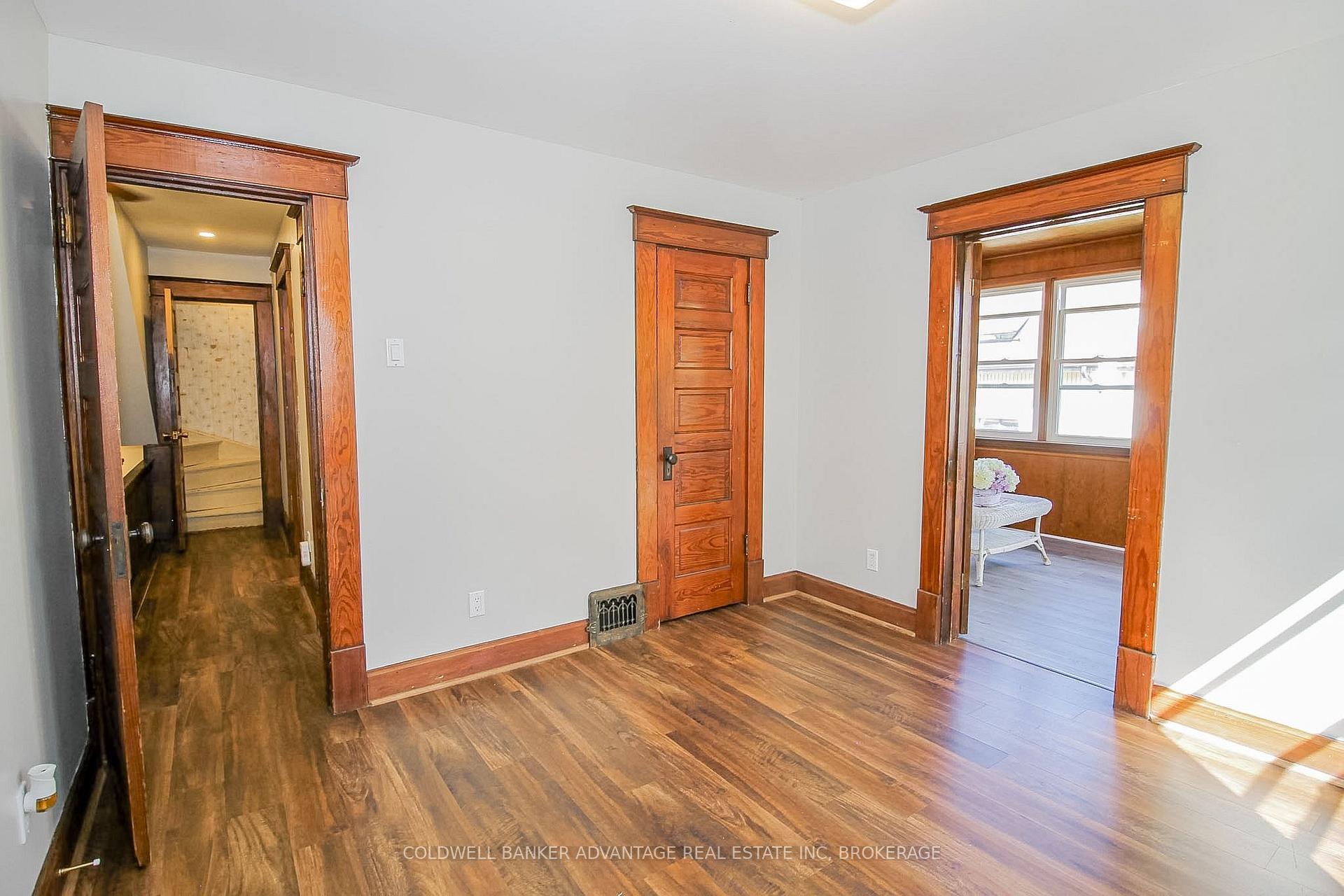 Photo 35 of 4859 Willmott Street, Niagara Falls, Cherrywood — HOMEH