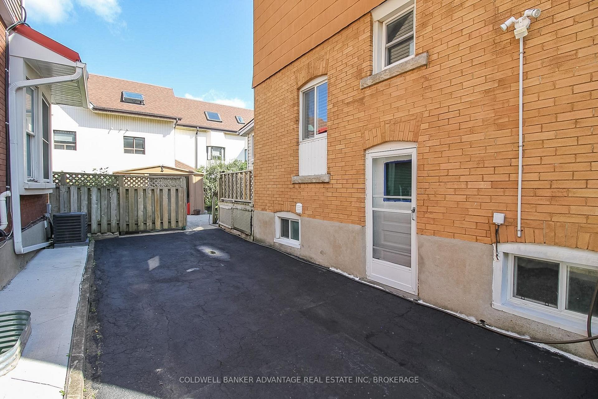 Photo 43 of 4859 Willmott Street, Niagara Falls, Cherrywood — HOMEH