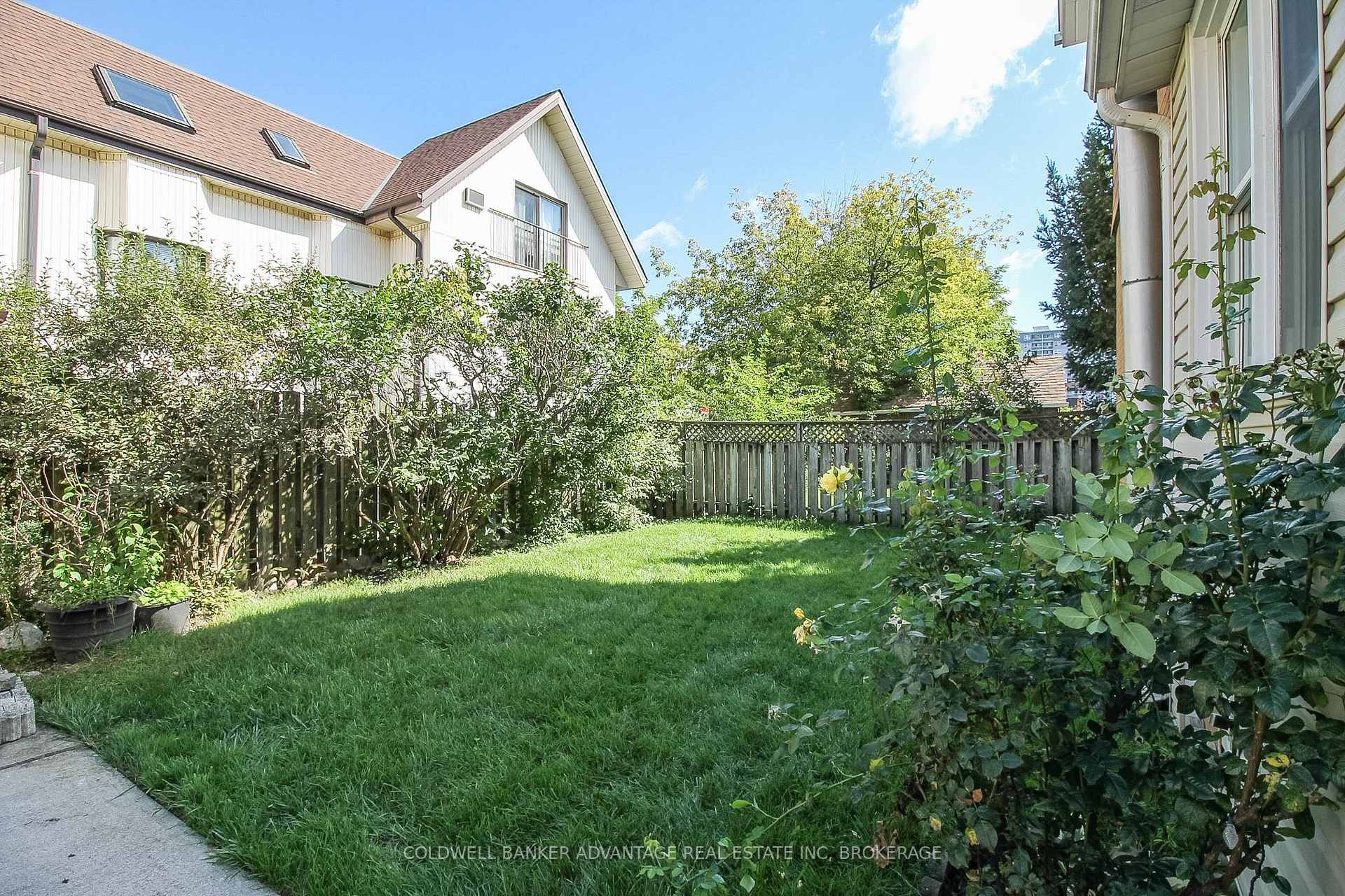 Photo 46 of 4859 Willmott Street, Niagara Falls, Cherrywood — HOMEH