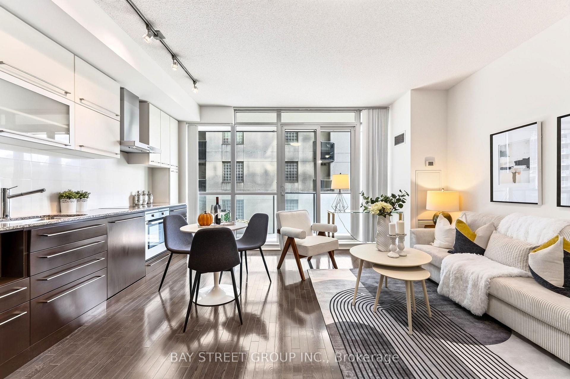 Photo 16 of Unit 709, 770 Bay Street, Toronto, Bay Street Corridor — HOMEH