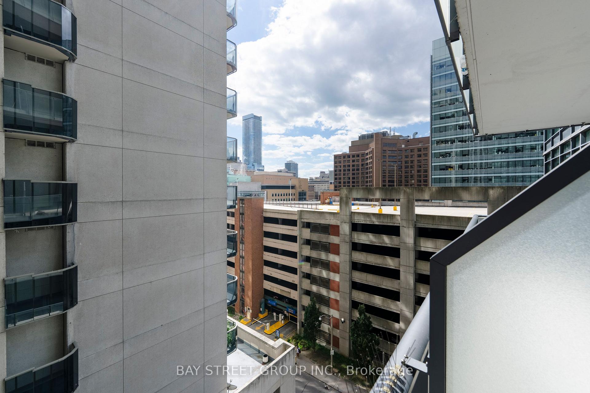 Photo 20 of Unit 709, 770 Bay Street, Toronto, Bay Street Corridor — HOMEH