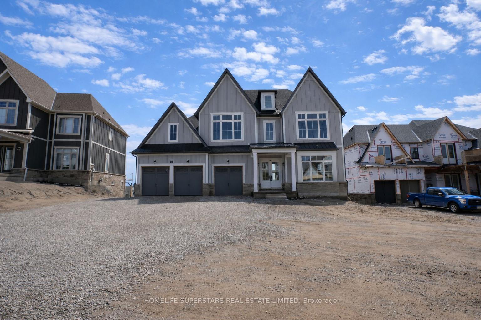 Photo 2 of 13 Barnes Drive, Oro-Medonte, Rural Oro-Medonte — HOMEH