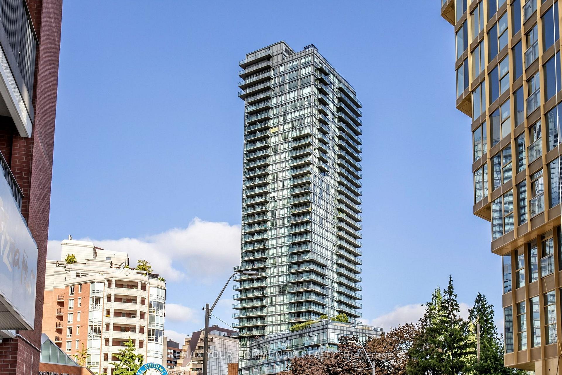 Photo of Unit 2101, 825 Church Street