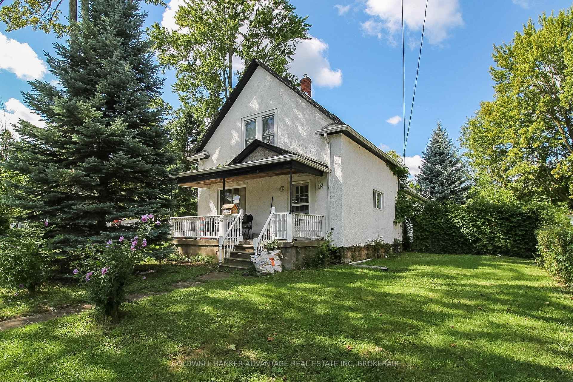 Photo 3 of 67 Ross Street, Welland, Welland Downtown — HOMEH