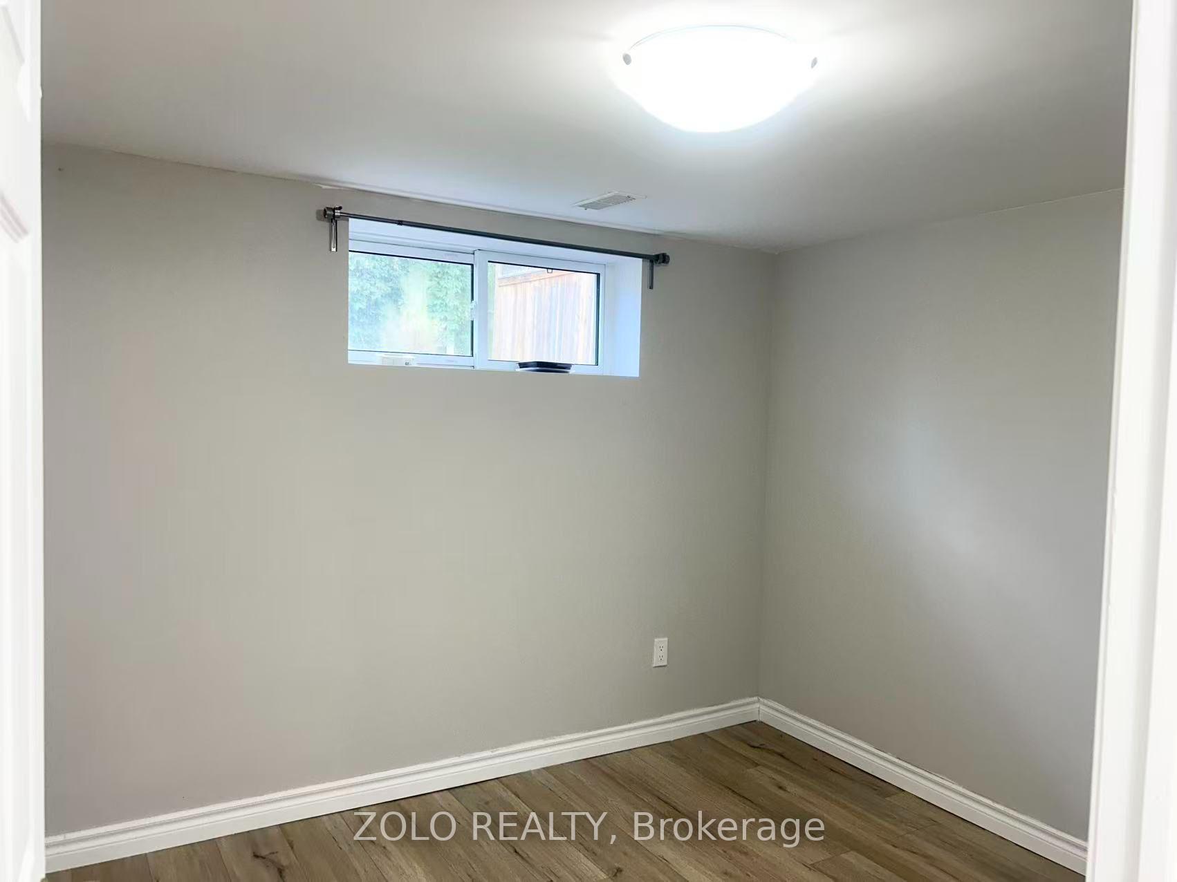 Photo 9 of 157 Hillcrest Drive, Whitby, Downtown Whitby — HOMEH