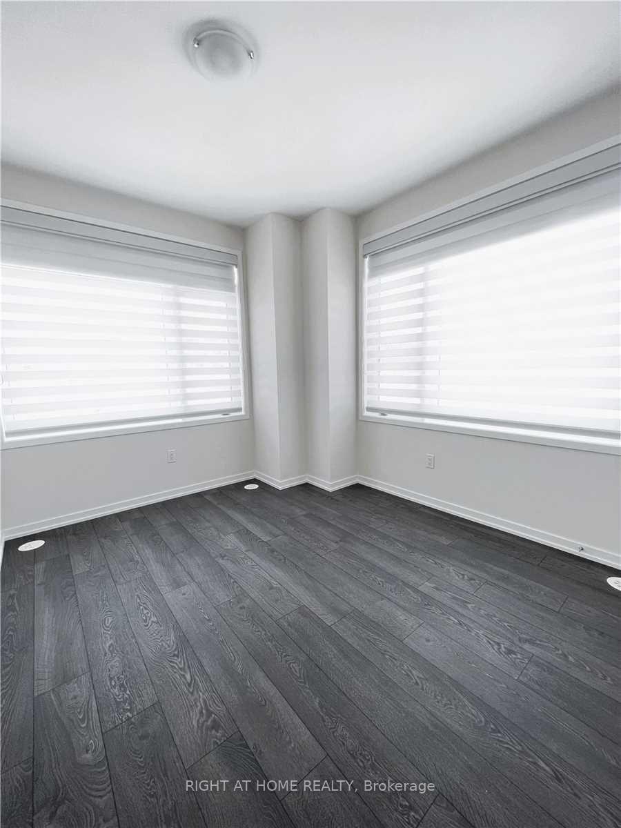 Photo 18 of 125 Crimson Forest Drive, Vaughan, Patterson — HOMEH