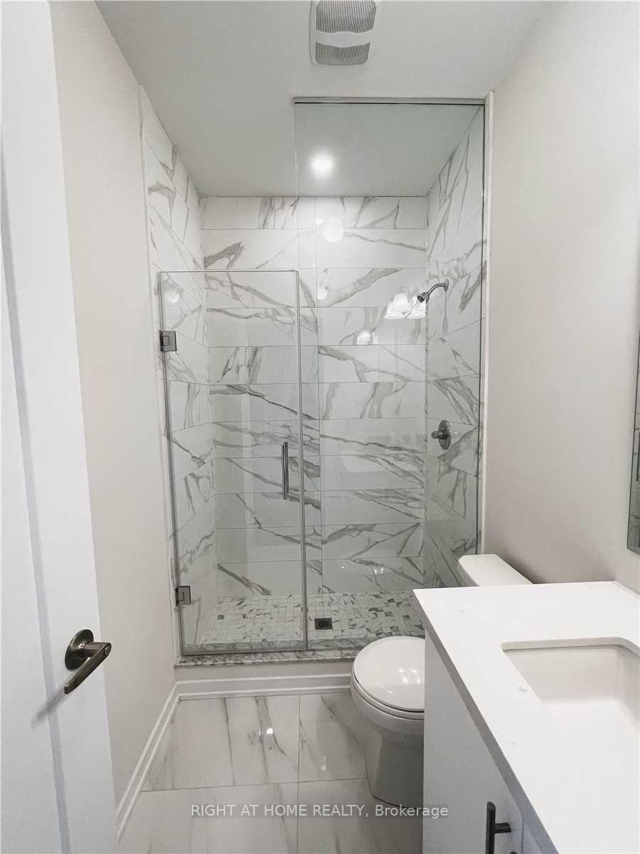 Photo 19 of 125 Crimson Forest Drive, Vaughan, Patterson — HOMEH