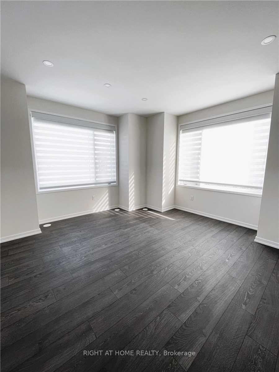 Photo 24 of 125 Crimson Forest Drive, Vaughan, Patterson — HOMEH