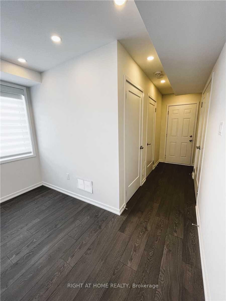 Photo 28 of 125 Crimson Forest Drive, Vaughan, Patterson — HOMEH