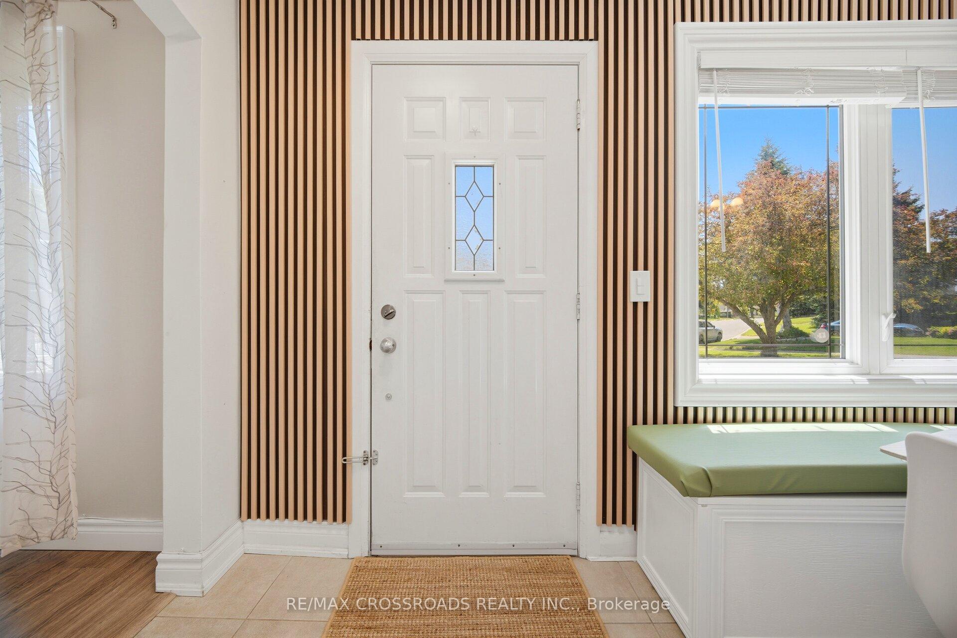 Photo 10 of 18 Adanac Drive, Scarborough, Cliffcrest — HOMEH