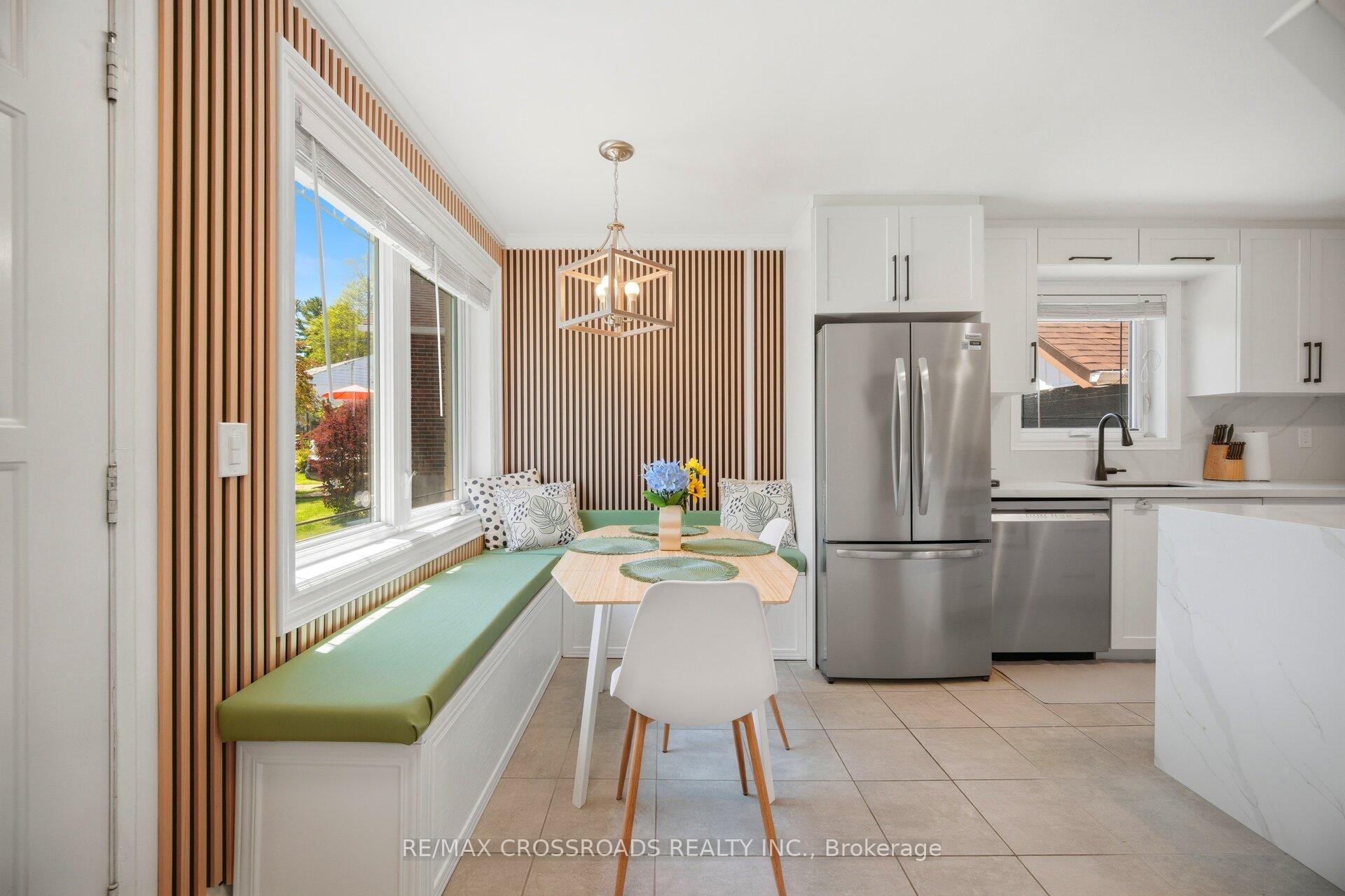 Photo 15 of 18 Adanac Drive, Scarborough, Cliffcrest — HOMEH