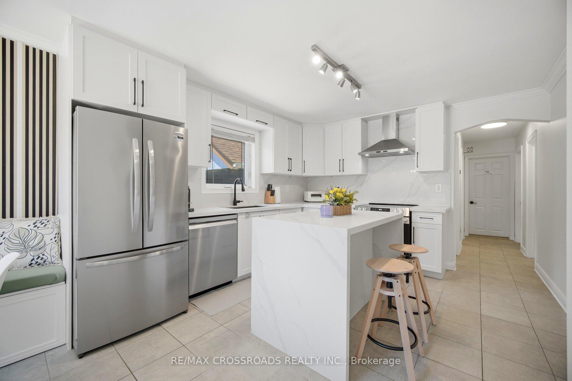 Photo 18 of 18 Adanac Drive, Scarborough, Cliffcrest — HOMEH