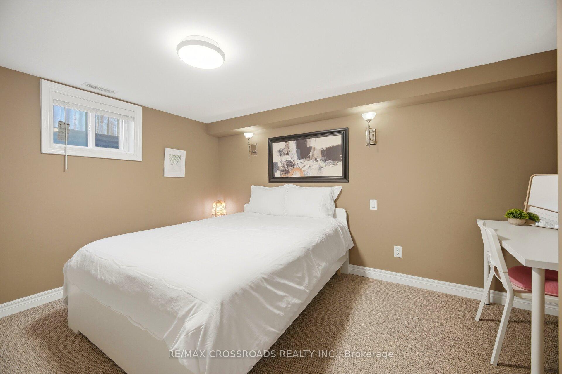Photo 39 of 18 Adanac Drive, Scarborough, Cliffcrest — HOMEH