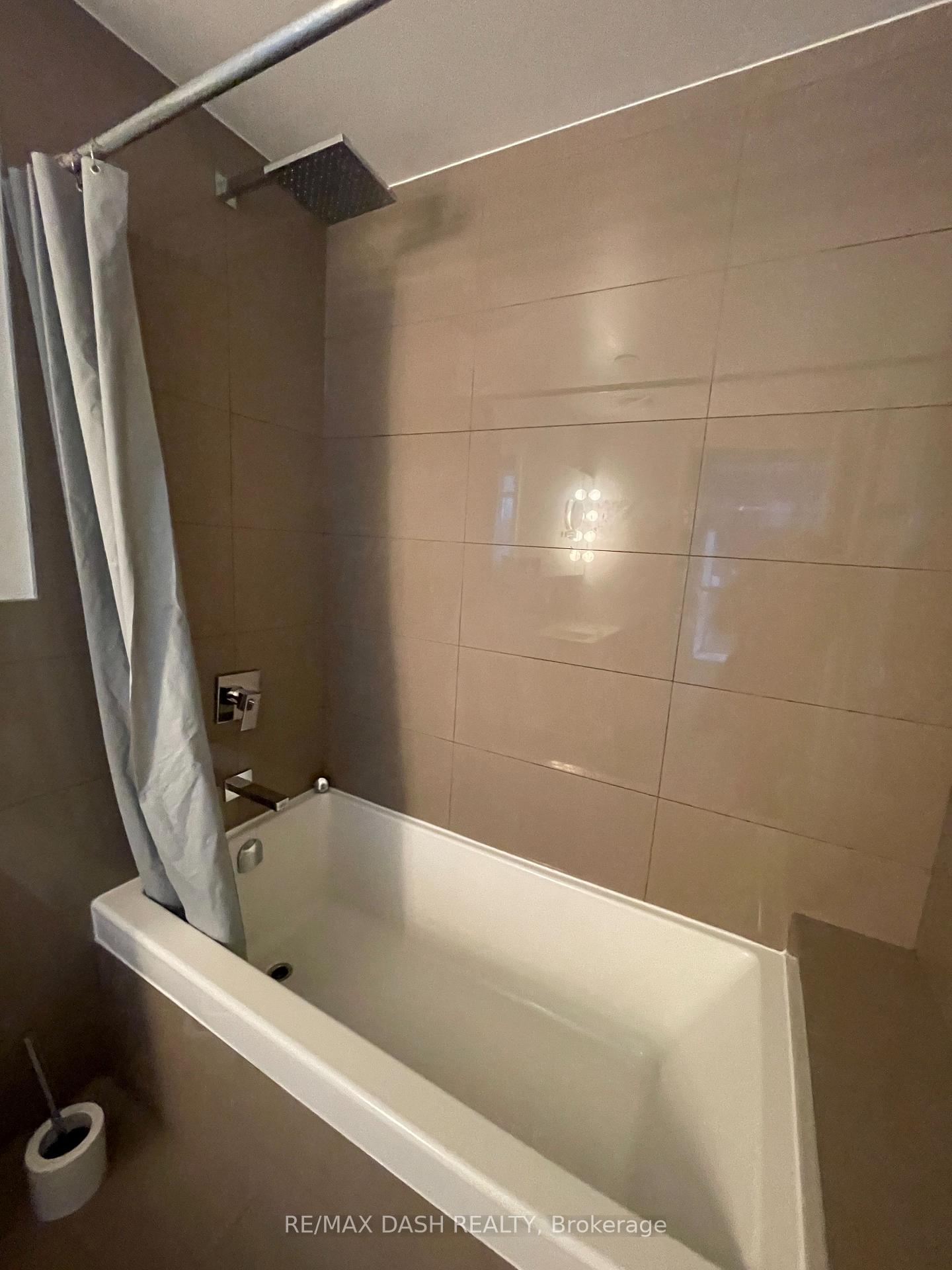 Photo 10 of Unit 4811, 45 Charles Street E, Toronto, Church-Yonge Corridor — HOMEH