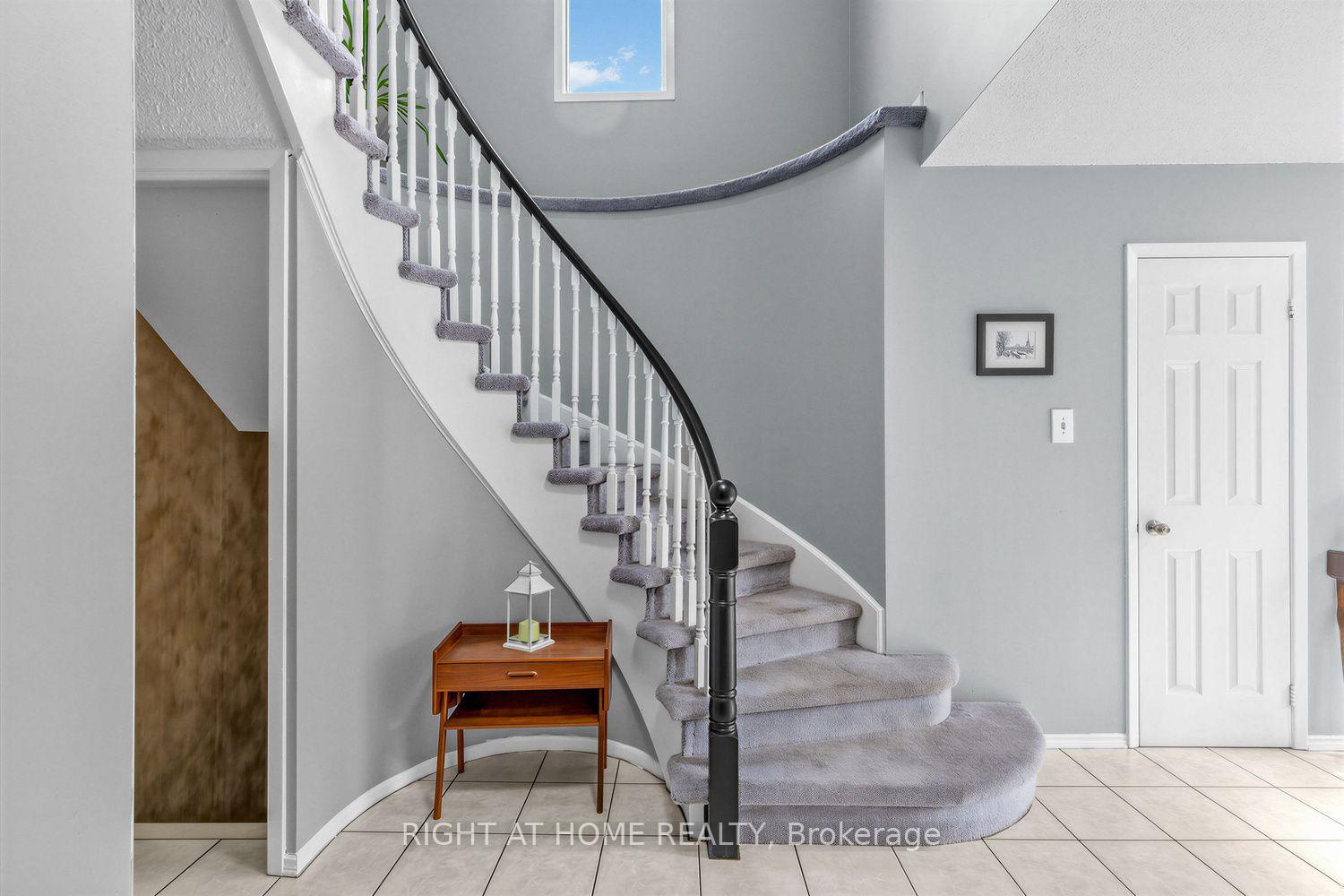 Photo 6 of 1507 Woodruff Crescent, Pickering, Amberlea — HOMEH