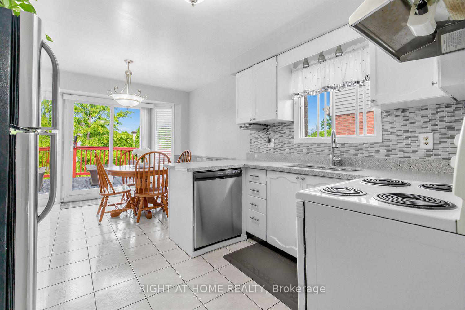 Photo 16 of 1507 Woodruff Crescent, Pickering, Amberlea — HOMEH