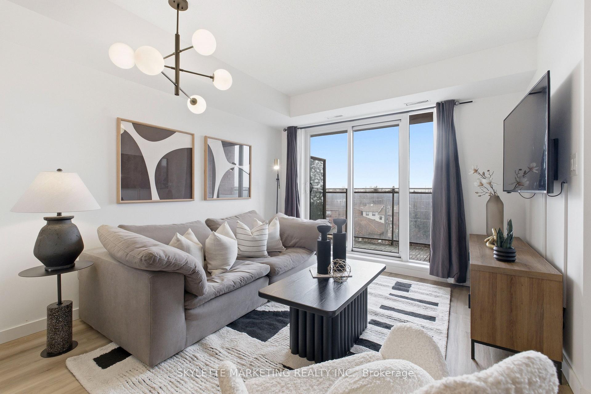 Front of Unit 701, 801 Sheppard Avenue W