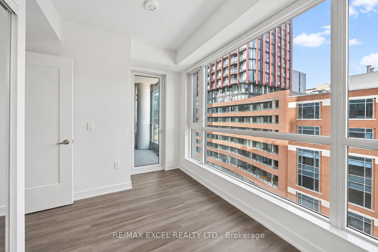 Photo 6 of Unit 801 E, 70 Princess Street E, Toronto, Waterfront Communities — HOMEH