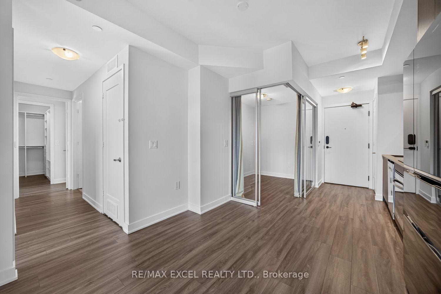 Photo 10 of Unit 801 E, 70 Princess Street E, Toronto, Waterfront Communities — HOMEH