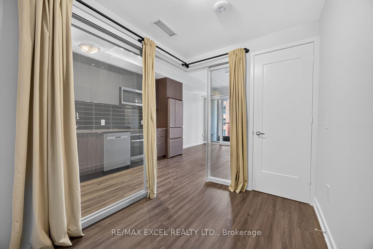 Photo 17 of Unit 801 E, 70 Princess Street E, Toronto, Waterfront Communities — HOMEH