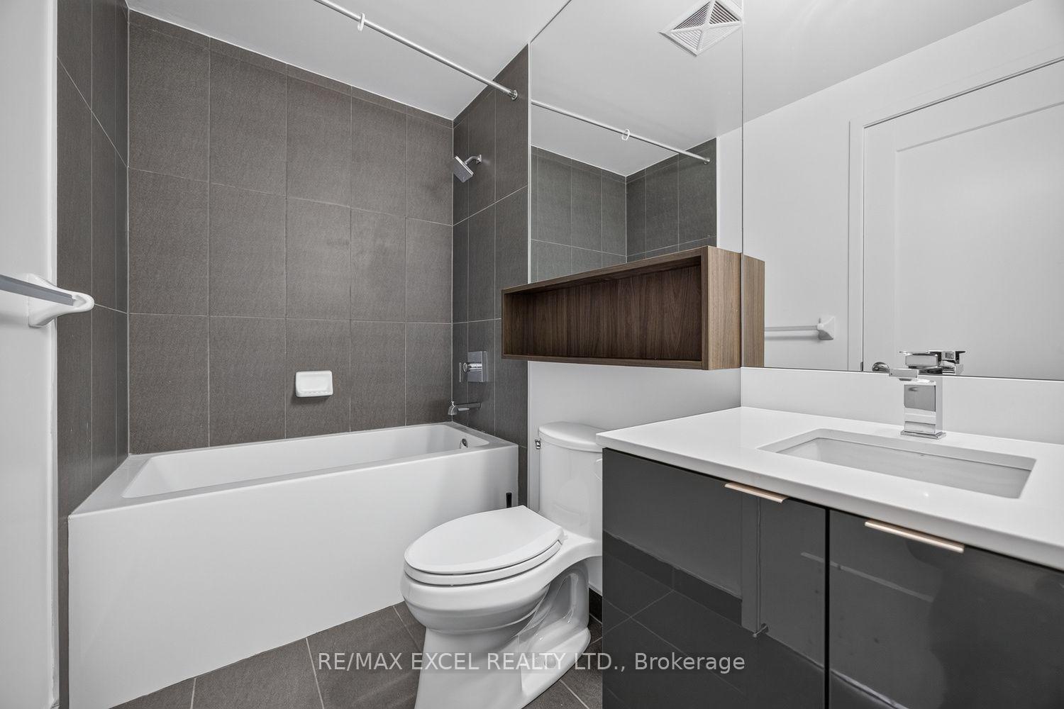 Photo 23 of Unit 801 E, 70 Princess Street E, Toronto, Waterfront Communities — HOMEH