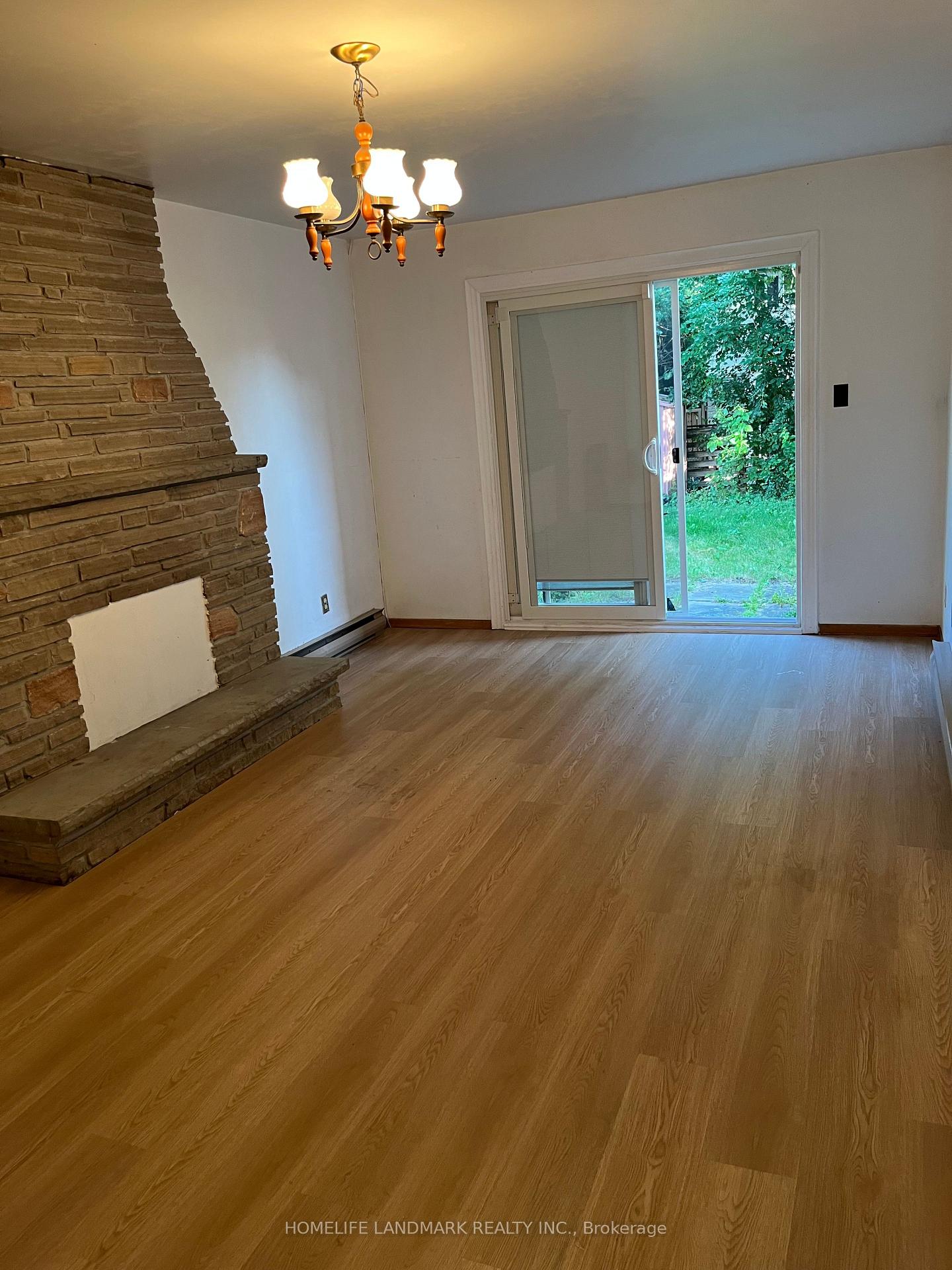 Photo 6 of Unit Lower, 137 Angus Drive, North York, Don Valley Village — HOMEH