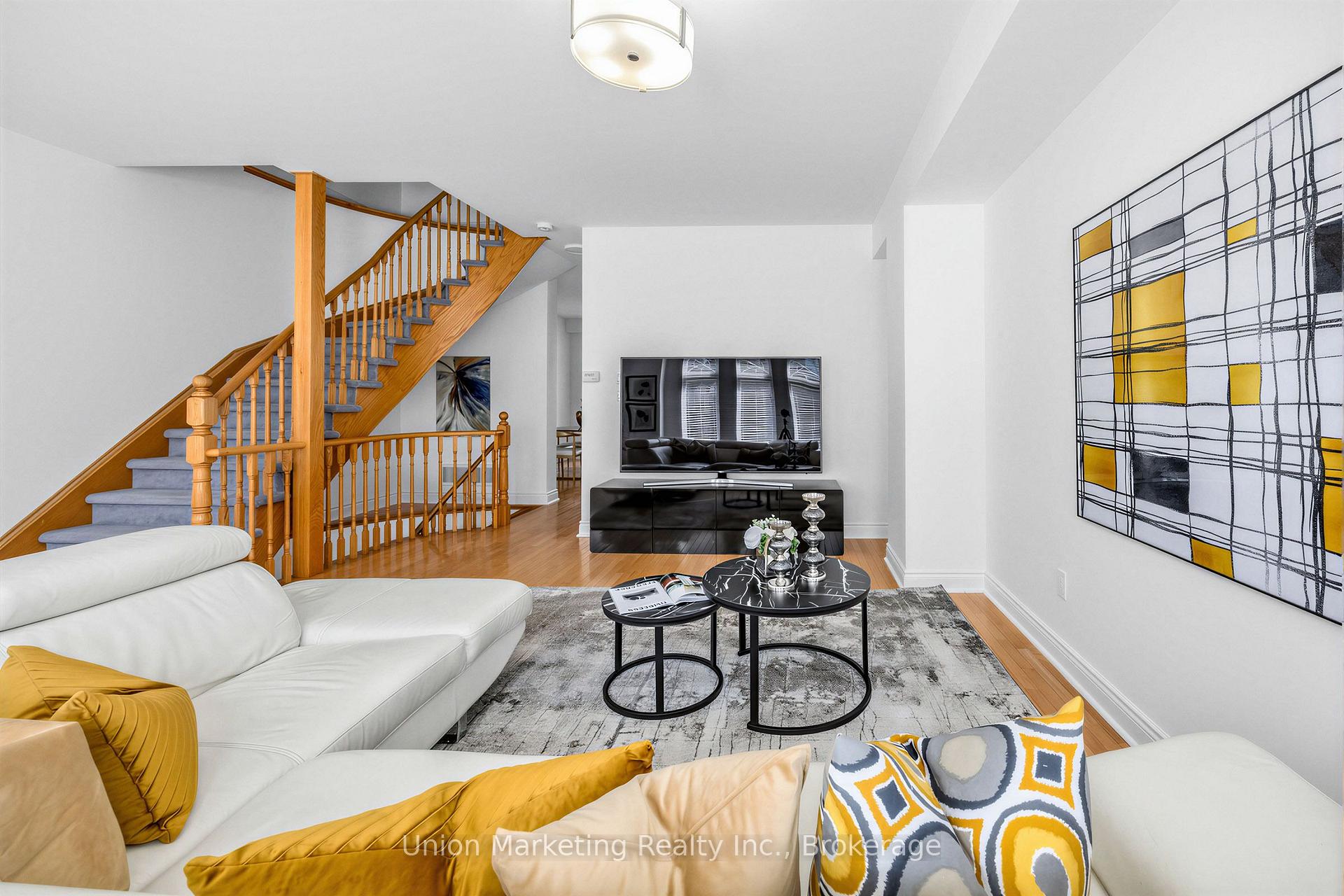 Photo 23 of 18 Yachters Lane, Etobicoke, Mimico — HOMEH