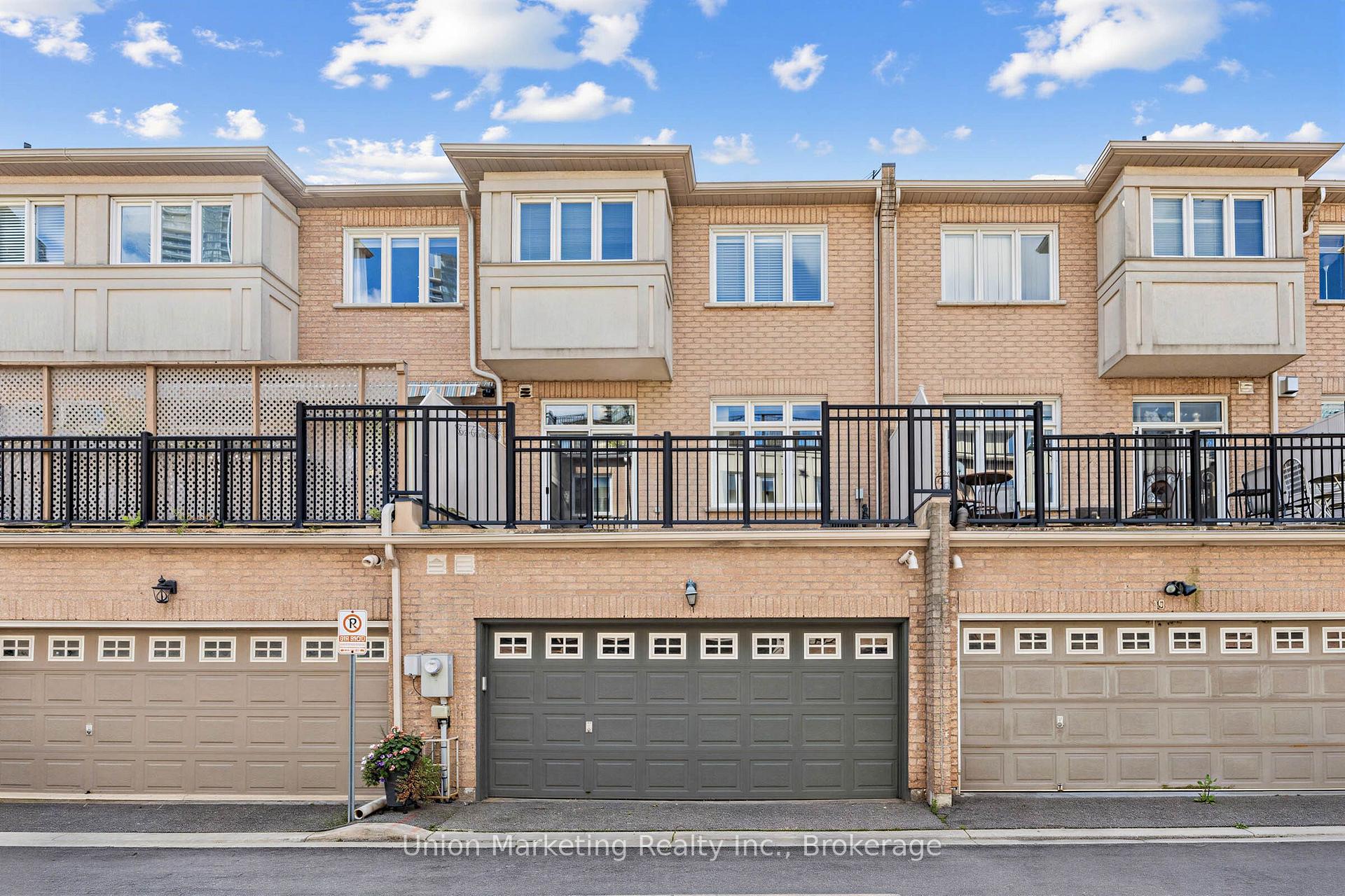 Photo 34 of 18 Yachters Lane, Etobicoke, Mimico — HOMEH