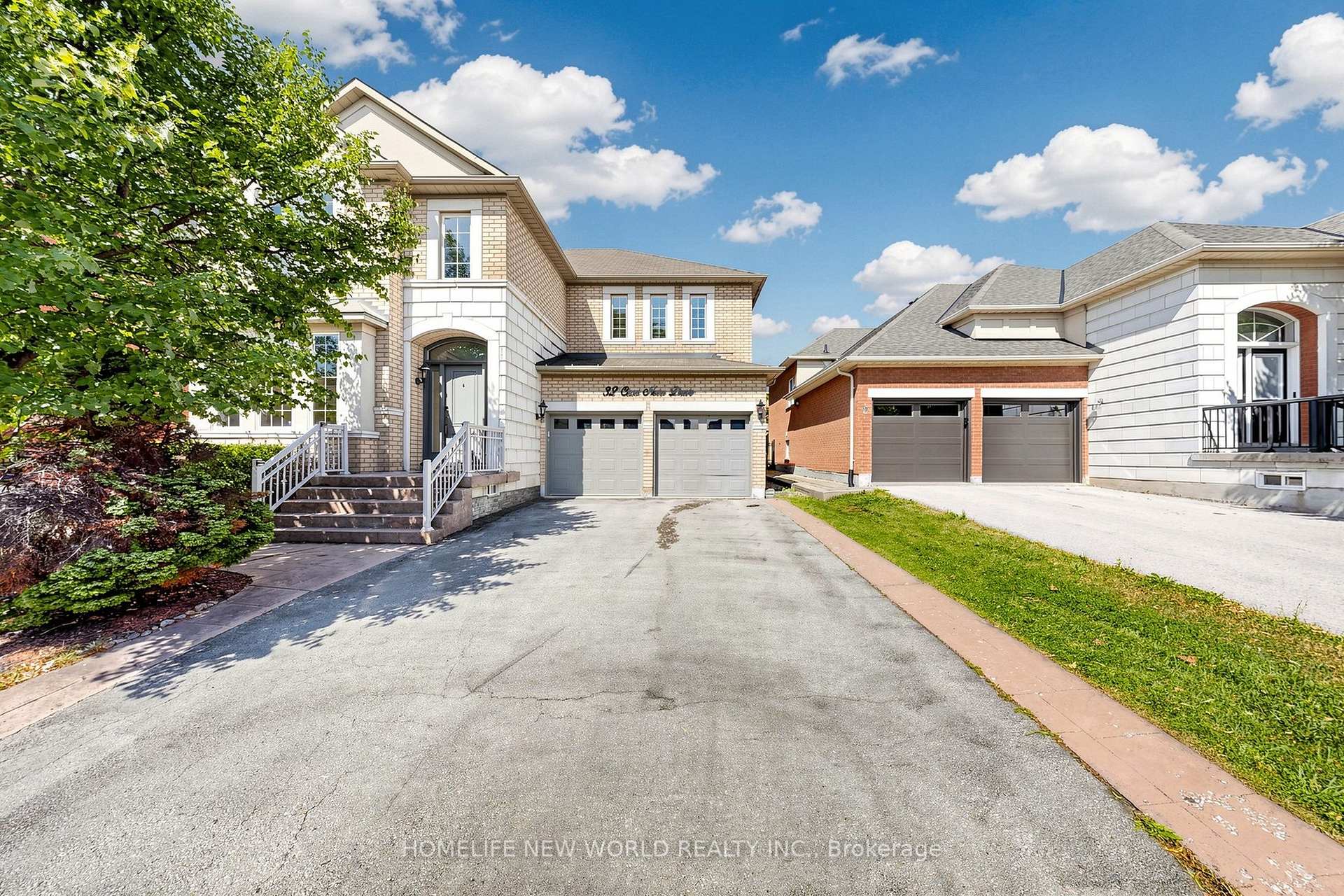Photo 3 of 32 Casa Nova Drive, Vaughan, Vellore Village — HOMEH