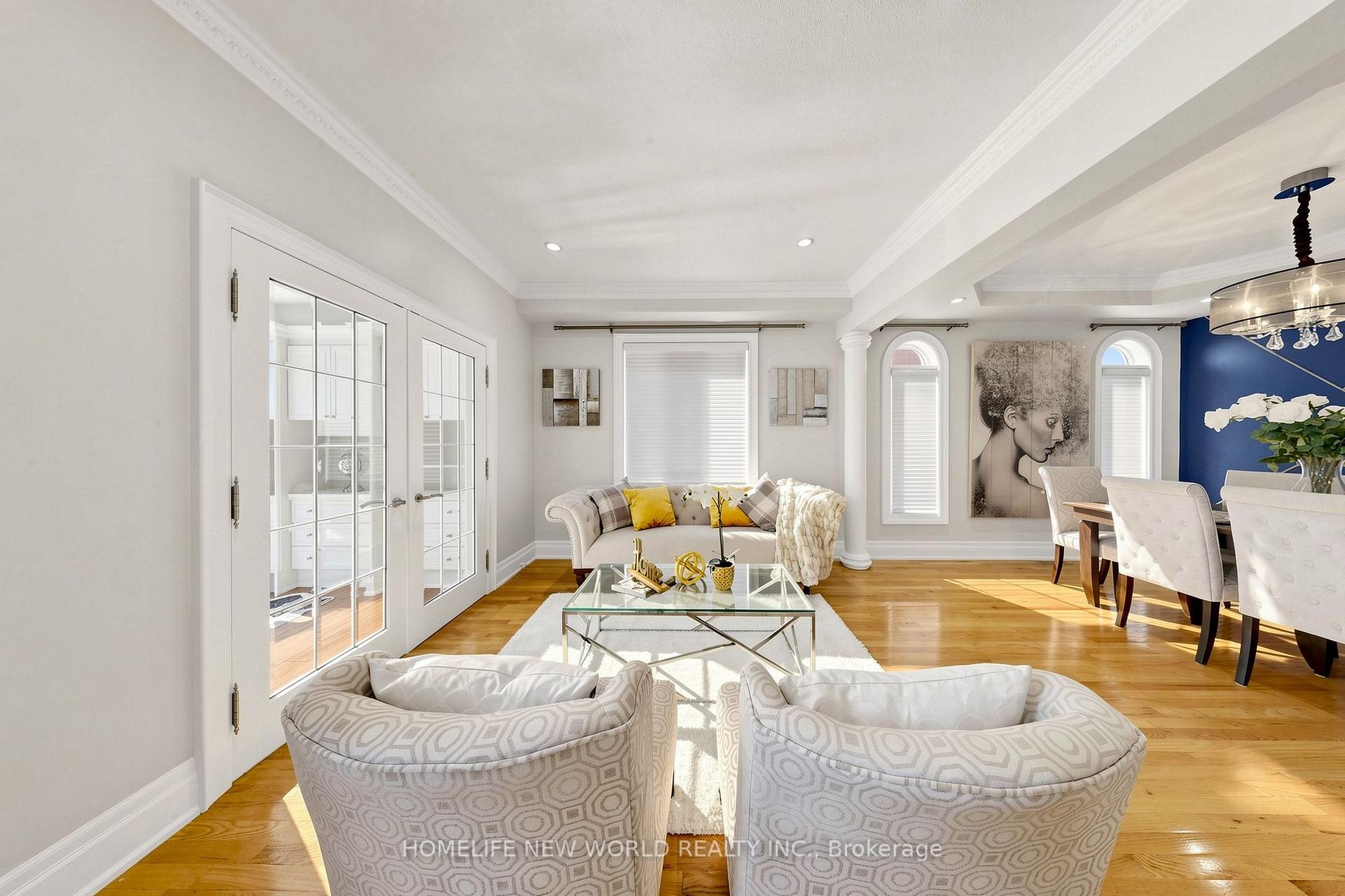 Photo 8 of 32 Casa Nova Drive, Vaughan, Vellore Village — HOMEH